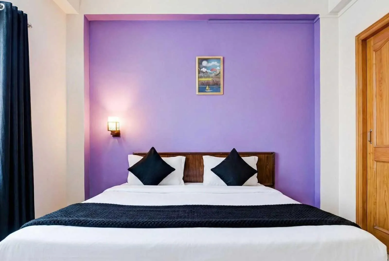 Bedroom in Hotel O A SQUARE SAKET RESIDENCY