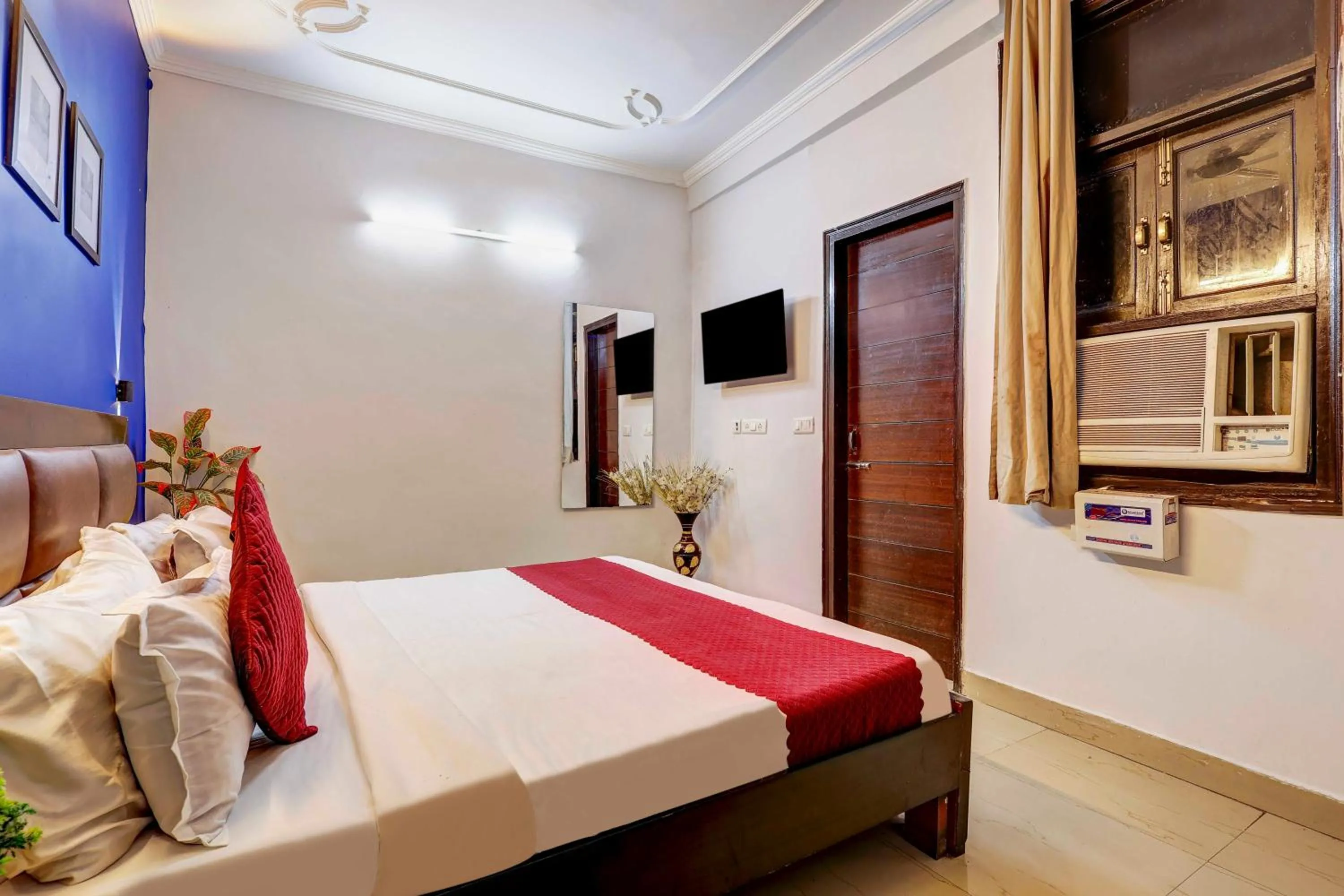 Bedroom in Hotel O A SQUARE SAKET RESIDENCY