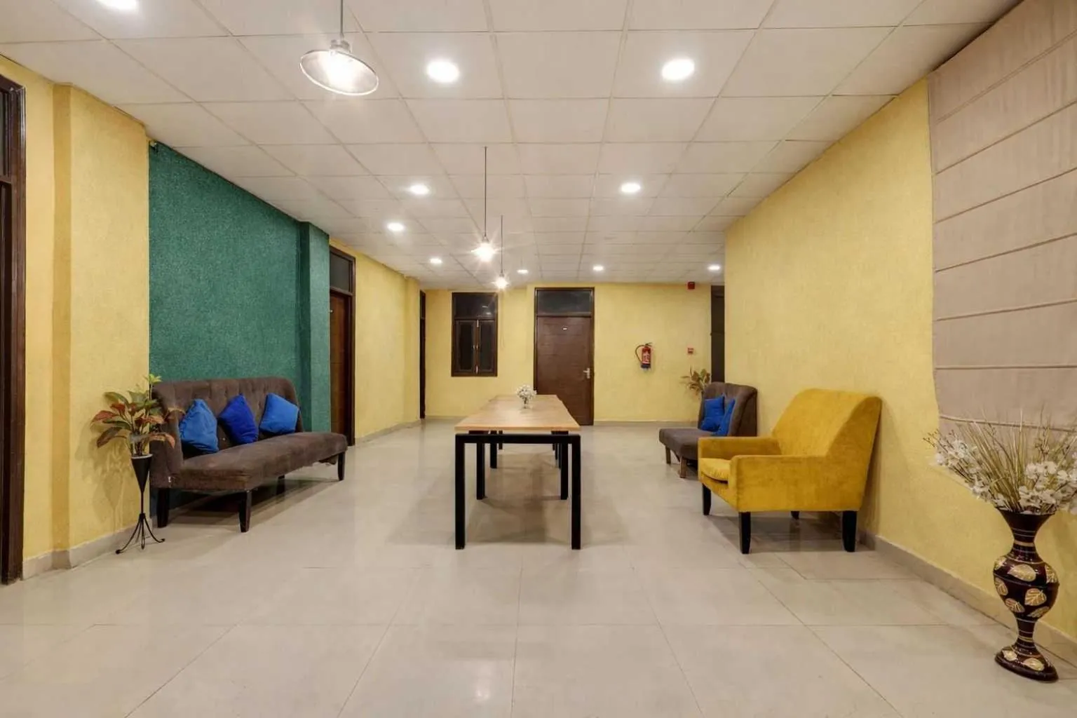 Lobby or reception in Hotel O A SQUARE SAKET RESIDENCY