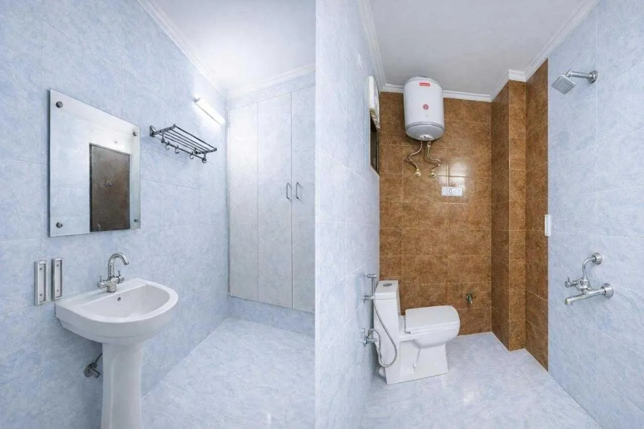 Bathroom in Hotel O A SQUARE SAKET RESIDENCY