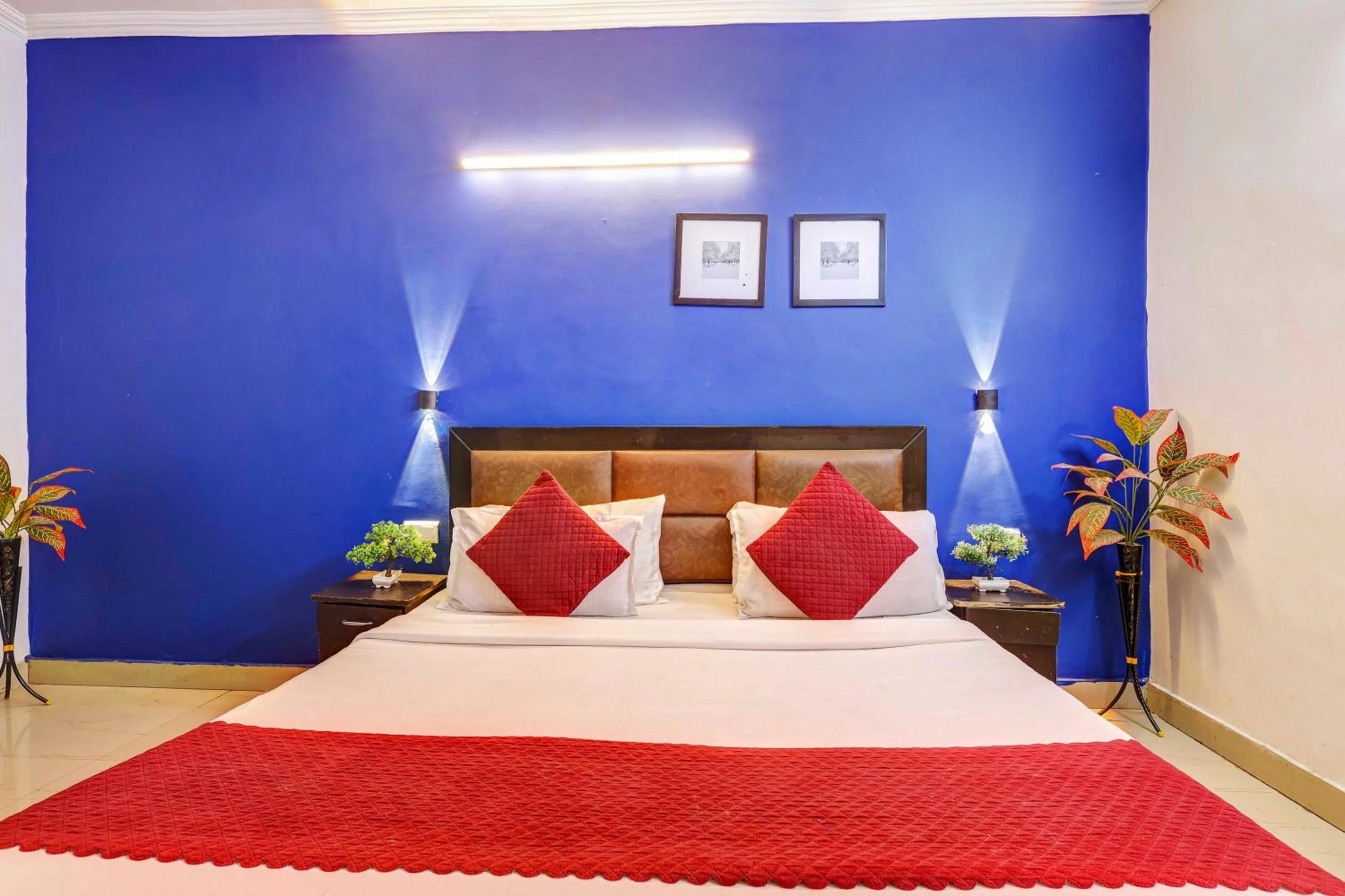 Bedroom in Hotel O A SQUARE SAKET RESIDENCY