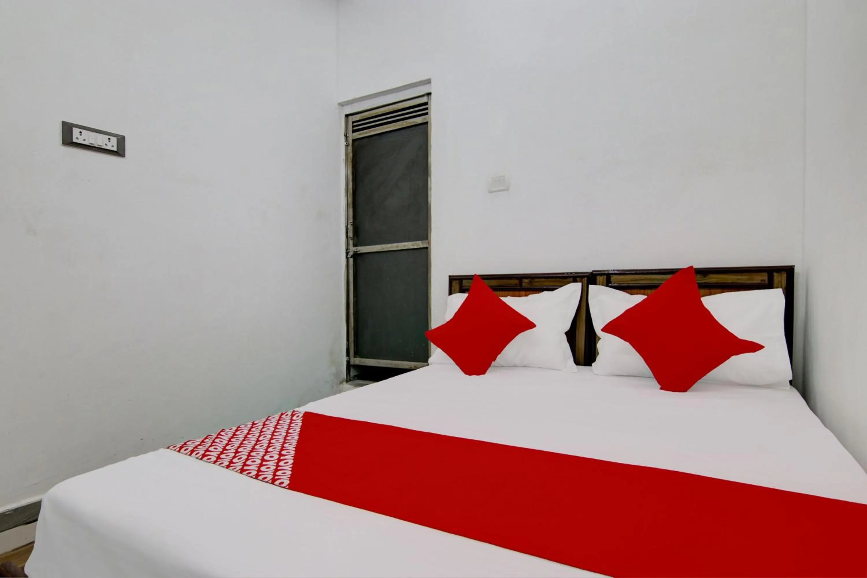 Lobby or reception, Bed in Hotel O Relax Vila