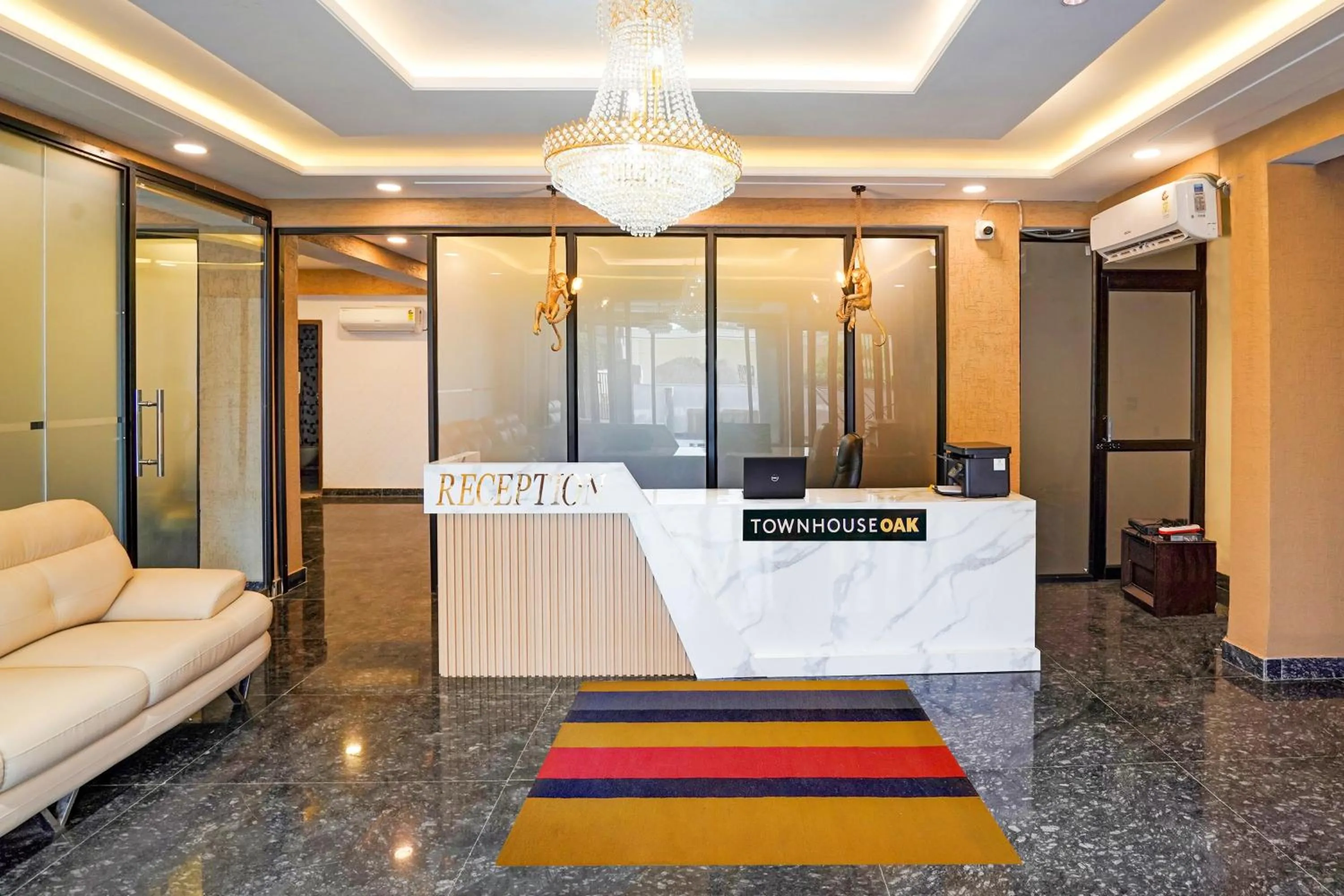 Lobby or reception in OYO Collection O DM 45