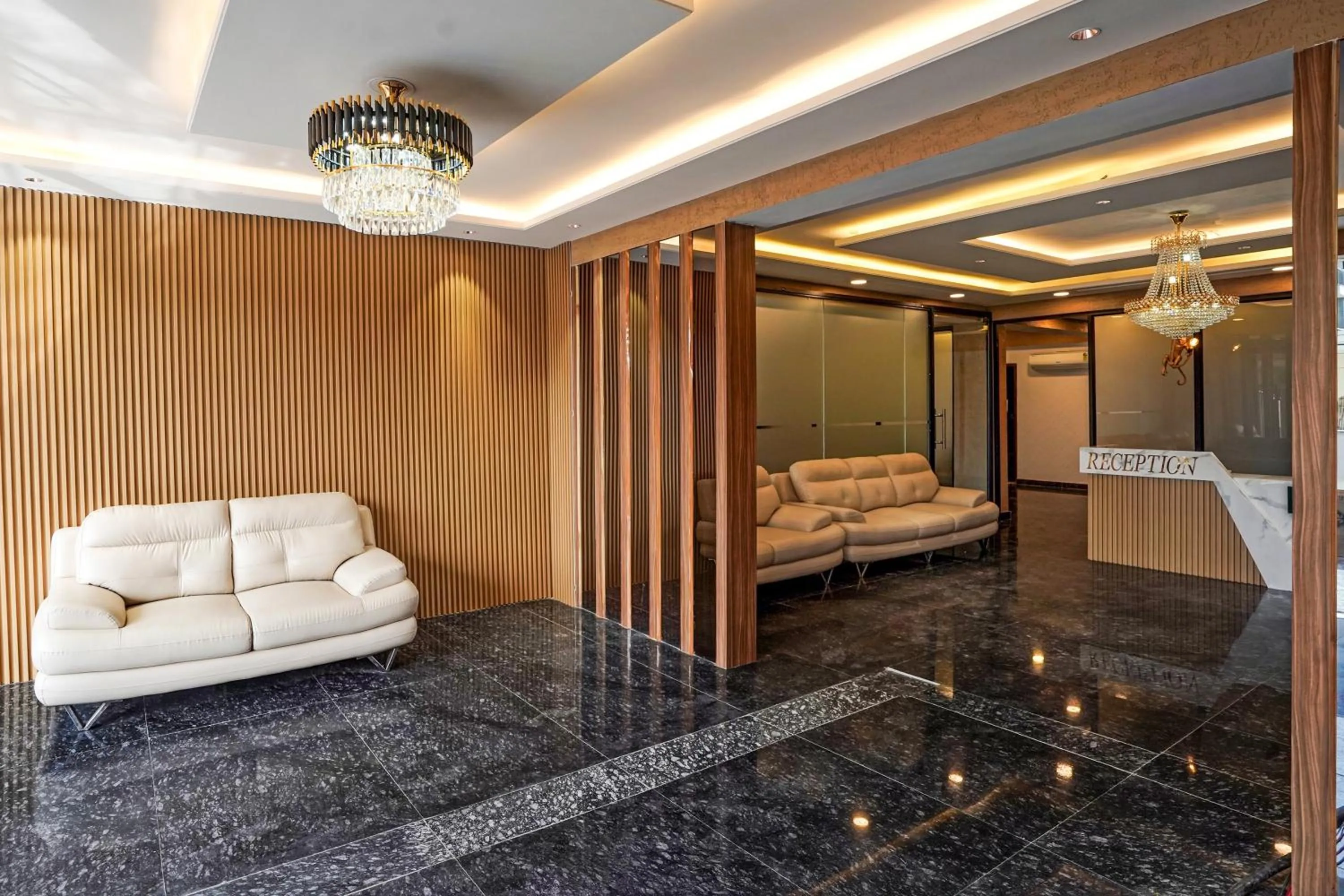 Lobby or reception, Seating Area in OYO Collection O DM 45