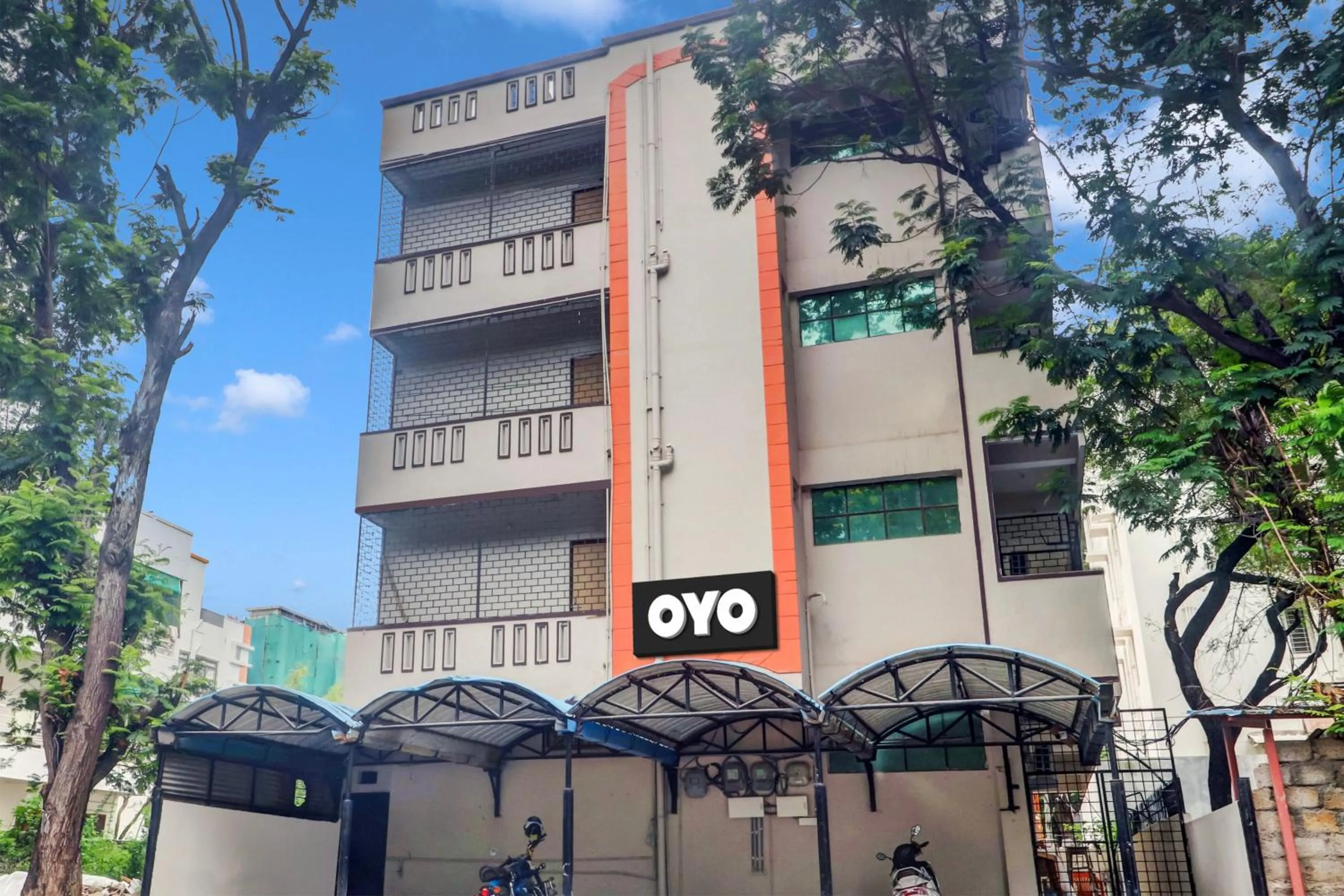 Facade/entrance in Hotel O S Grand Residency