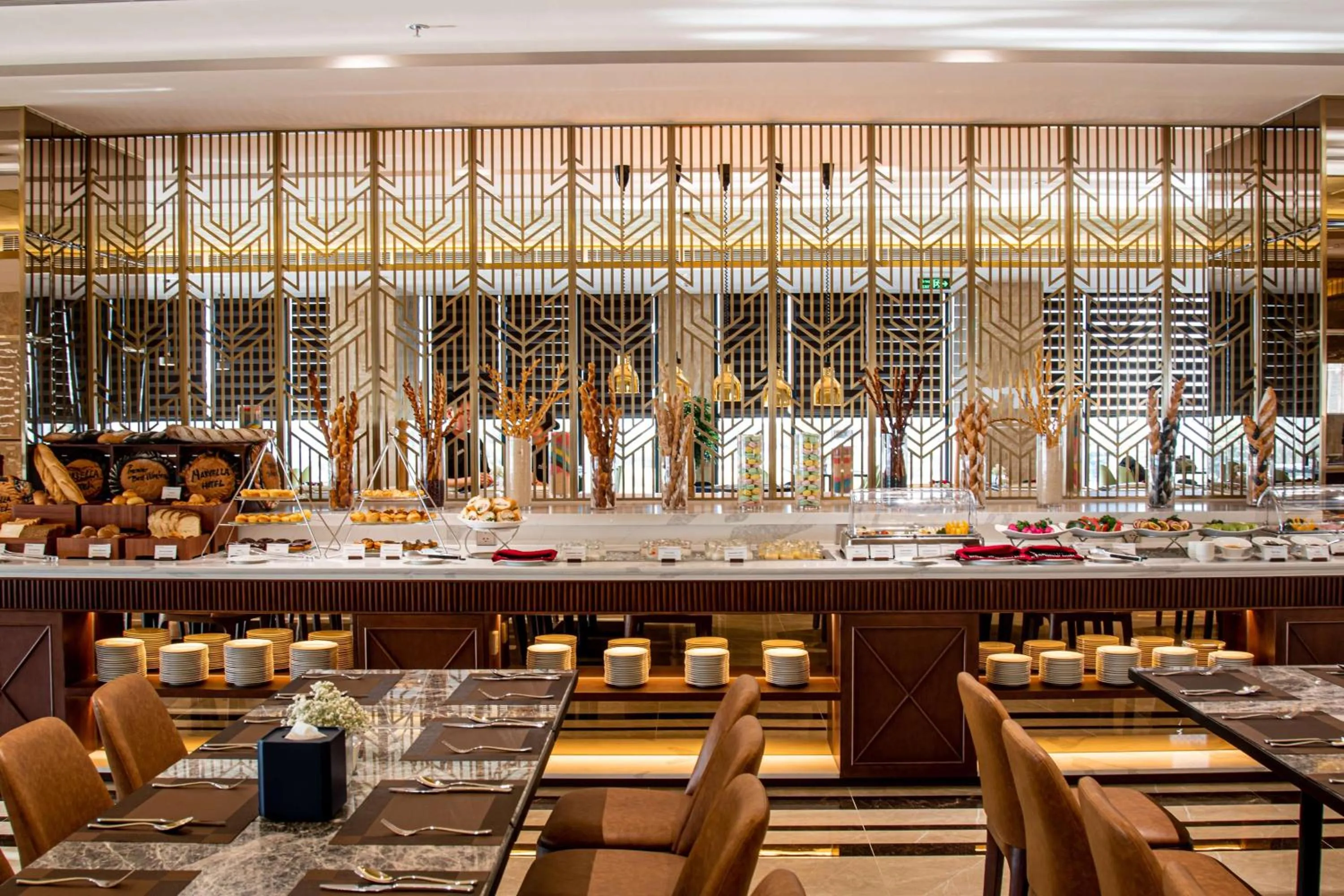 Restaurant/places to eat in Best Western Premier Marvella Nha Trang