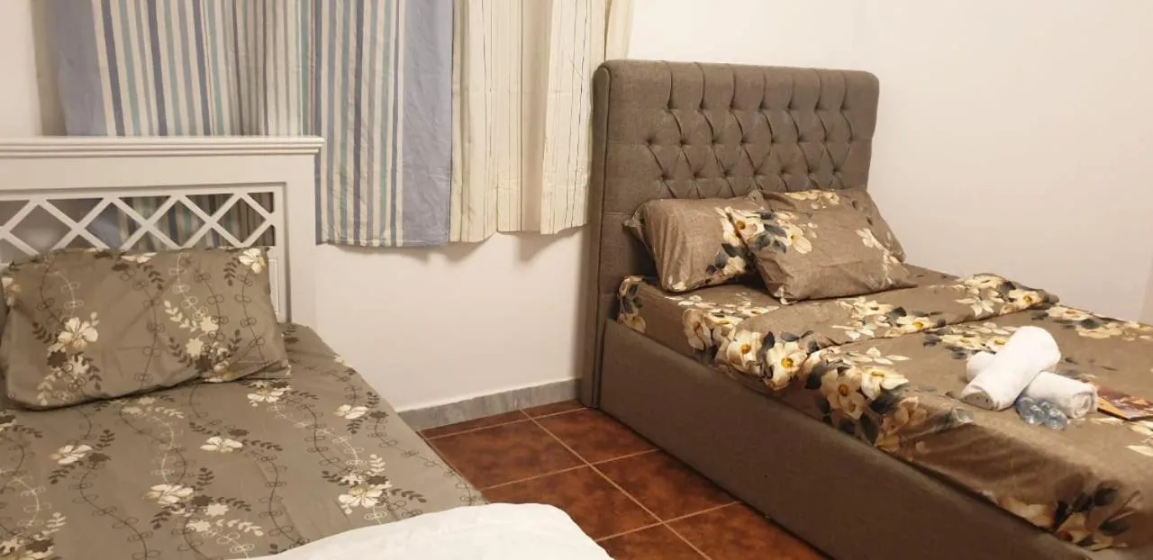 Bed in International Abu-Dhabi Hostel Villa