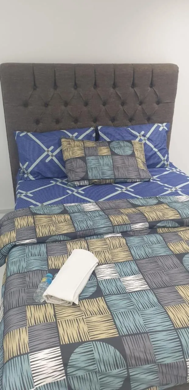 Bed in International Abu-Dhabi Hostel Villa