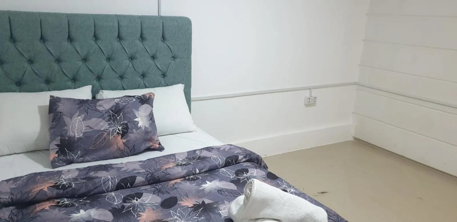 Bed in International Abu-Dhabi Hostel Villa