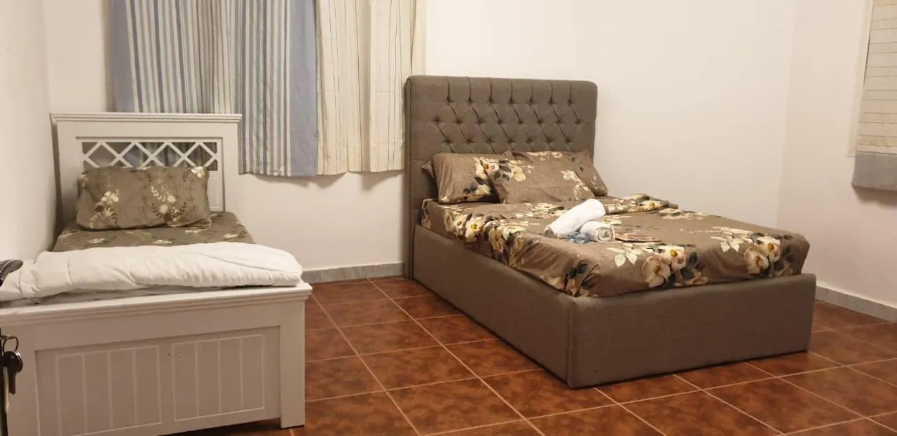 Bed in International Abu-Dhabi Hostel Villa