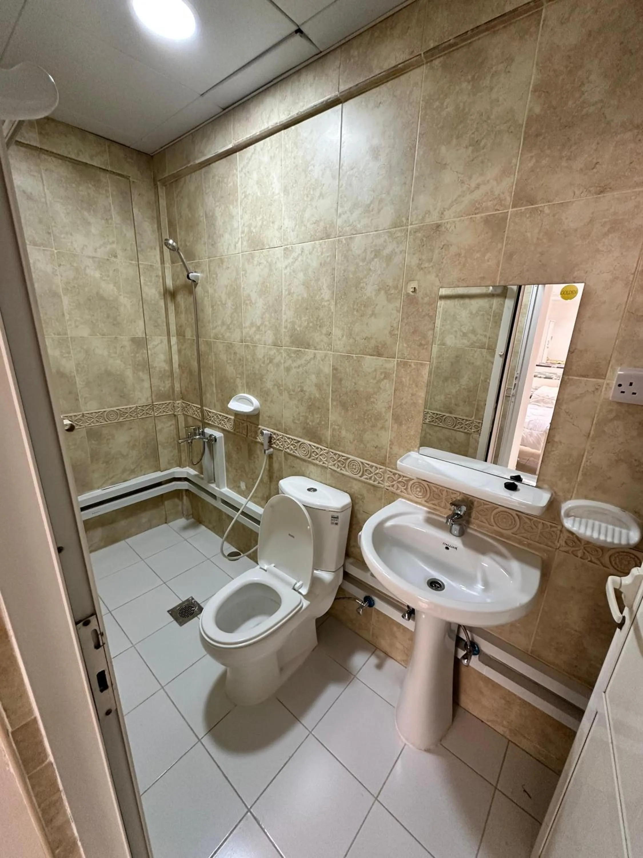 International Abu-Dhabi Hostel Villa