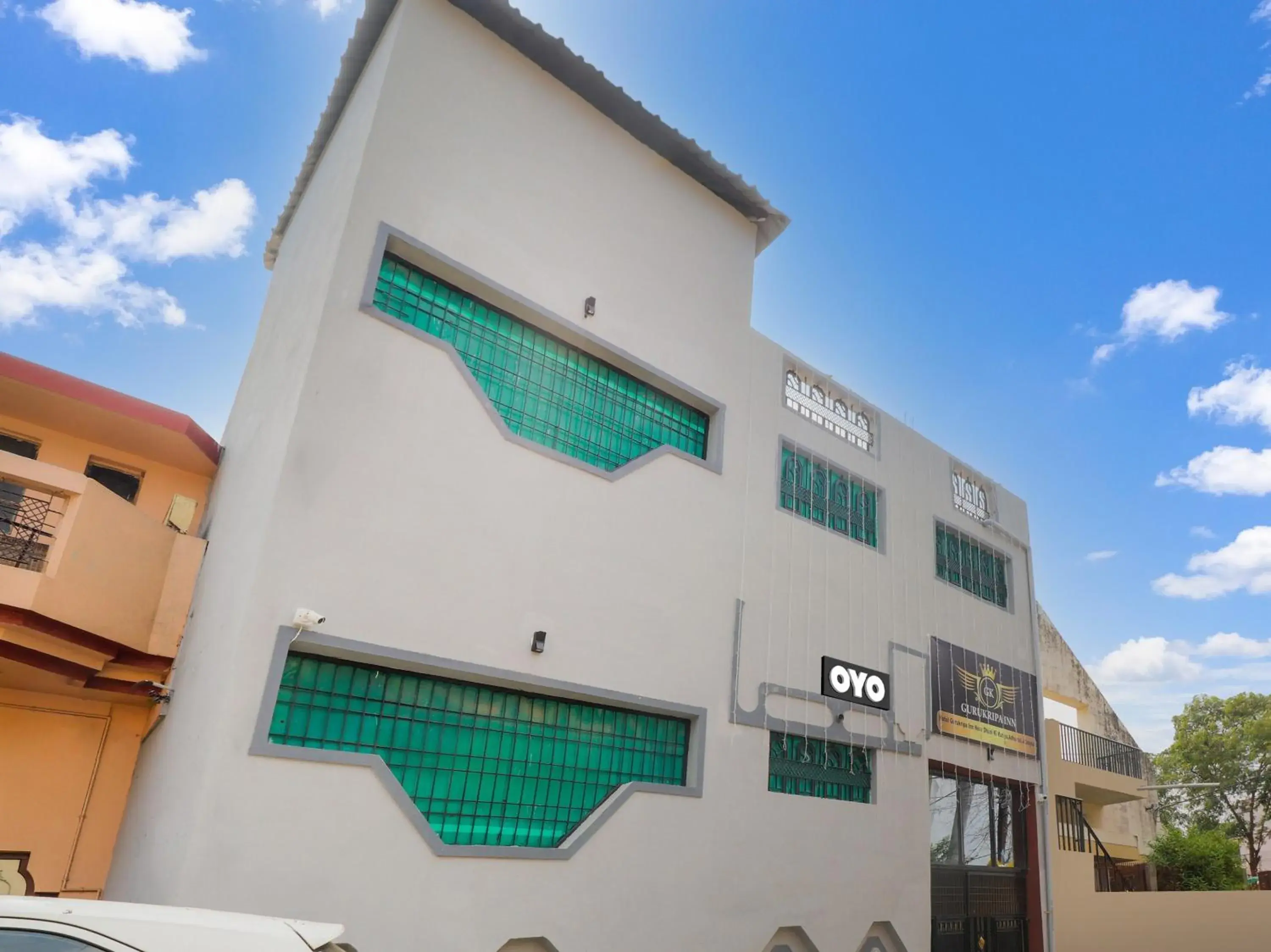 Facade/entrance in Hotel O GURUKRIPA INN Facade/entrance in Hotel O GURUKRIPA INN