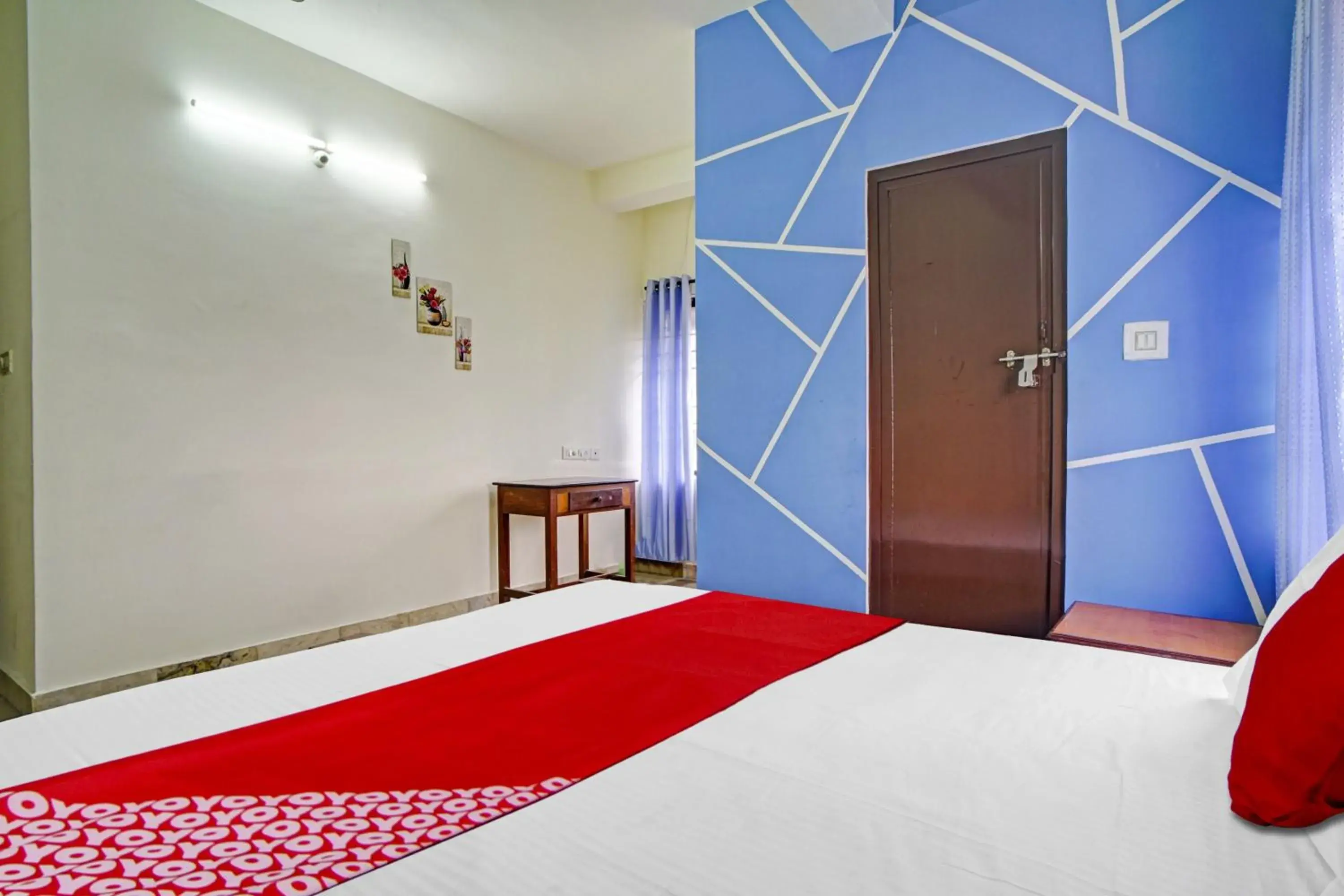 Bedroom in Hotel O Highway Inn Bedroom in Hotel O Highway Inn