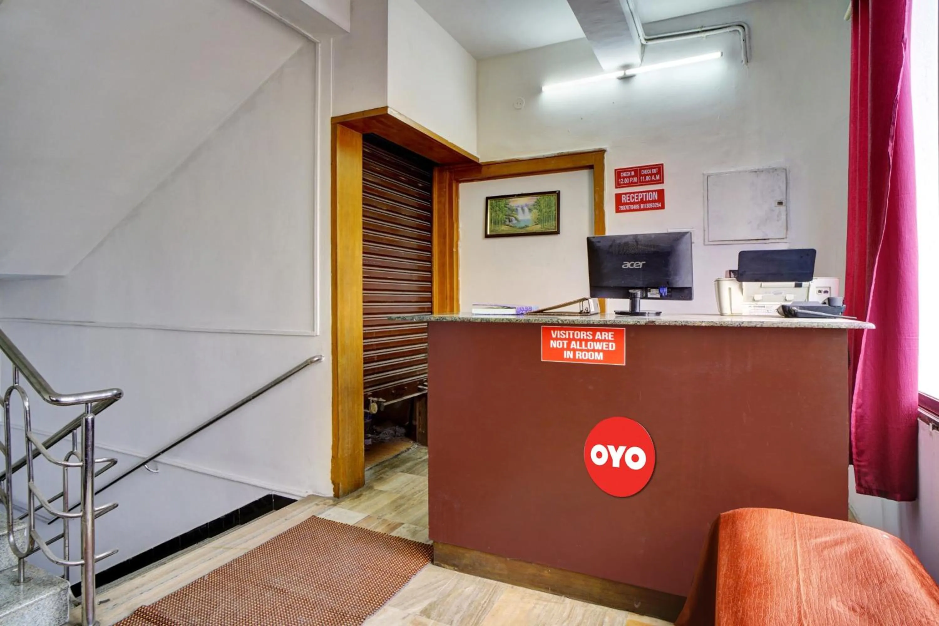 Lobby or reception in Hotel O Highway Inn