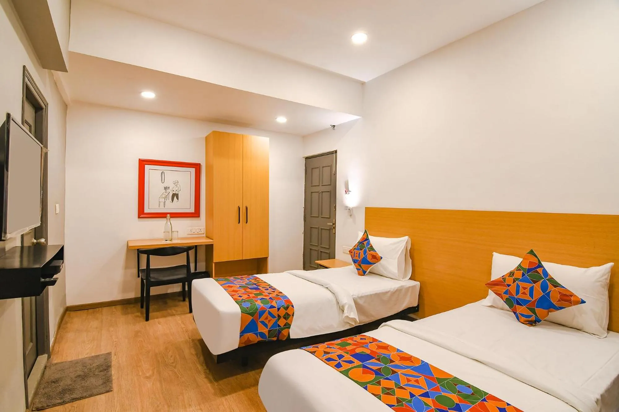 Bed in FabHotel Sayeeda International - 600m from Park Circus 7 Point