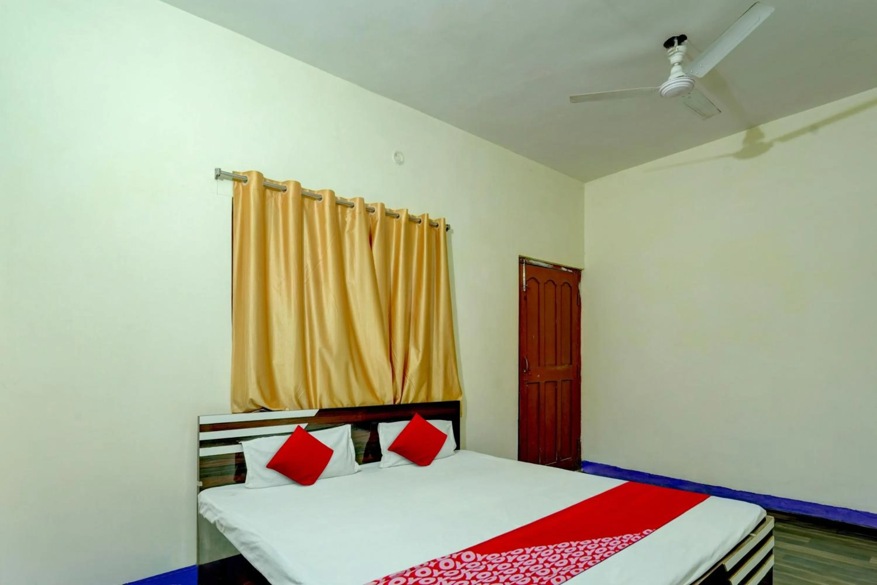 Bedroom in OYO Flagship Hotel Shubhmangalam