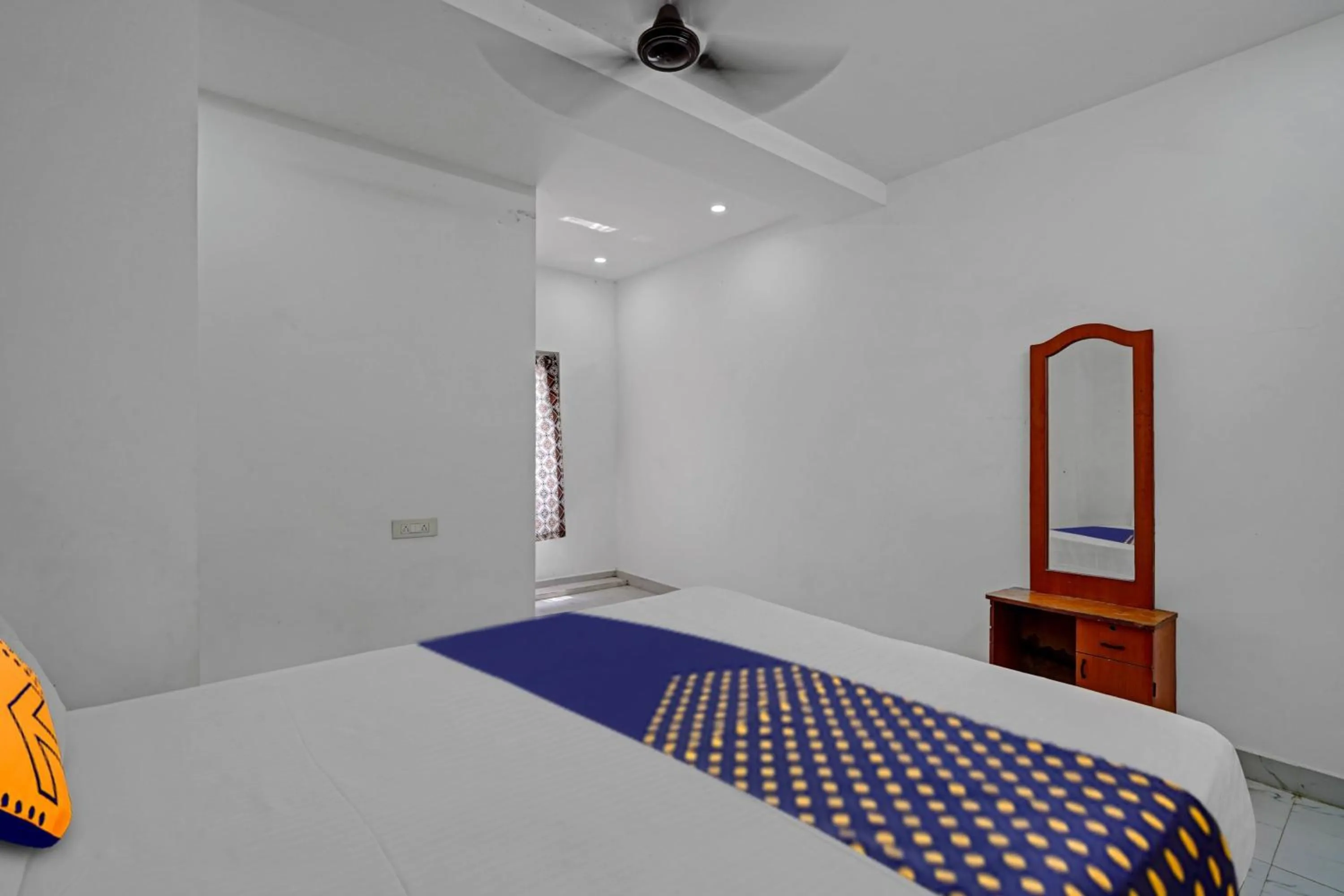 Lobby or reception, Bed in Hotel O SKP GRAND