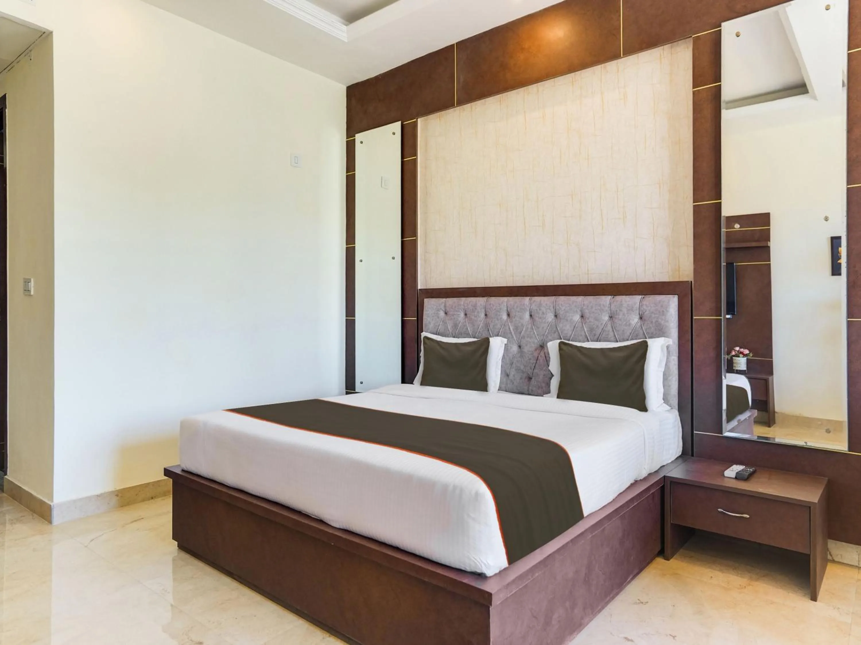 Bedroom in Collection O Hotel Omni Bliss