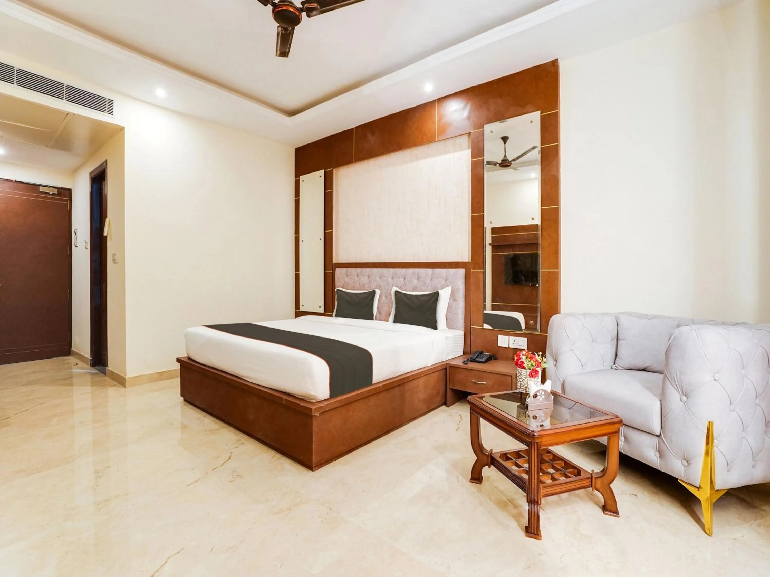 Bedroom in Collection O Hotel Omni Bliss