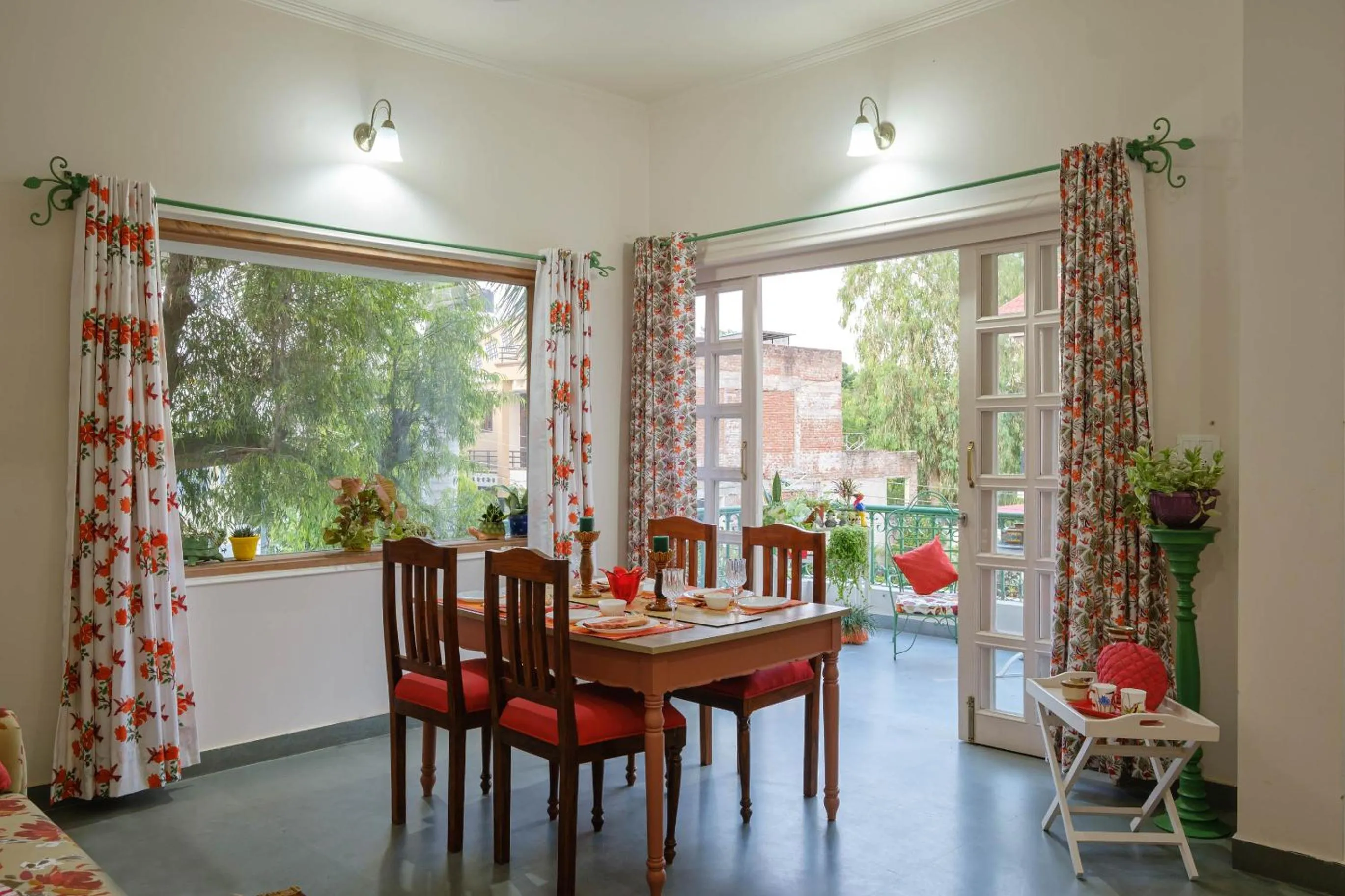 Dining area in Shree Nikunj - A Luxury Boutique Homestay in Jaipur