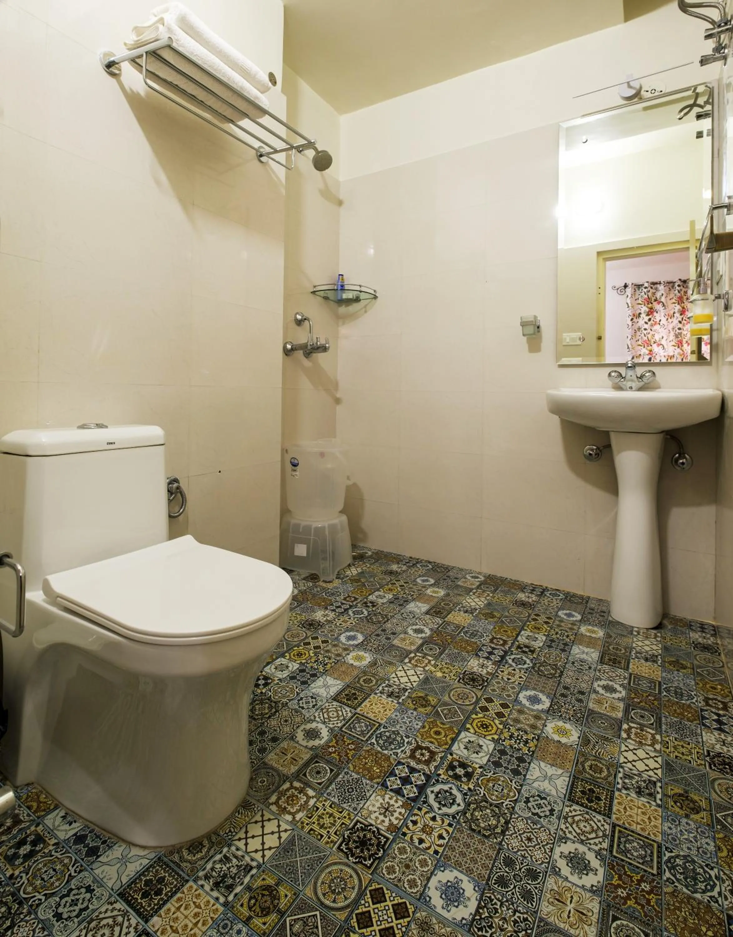 Bathroom in Shree Nikunj - A Luxury Boutique Homestay in Jaipur