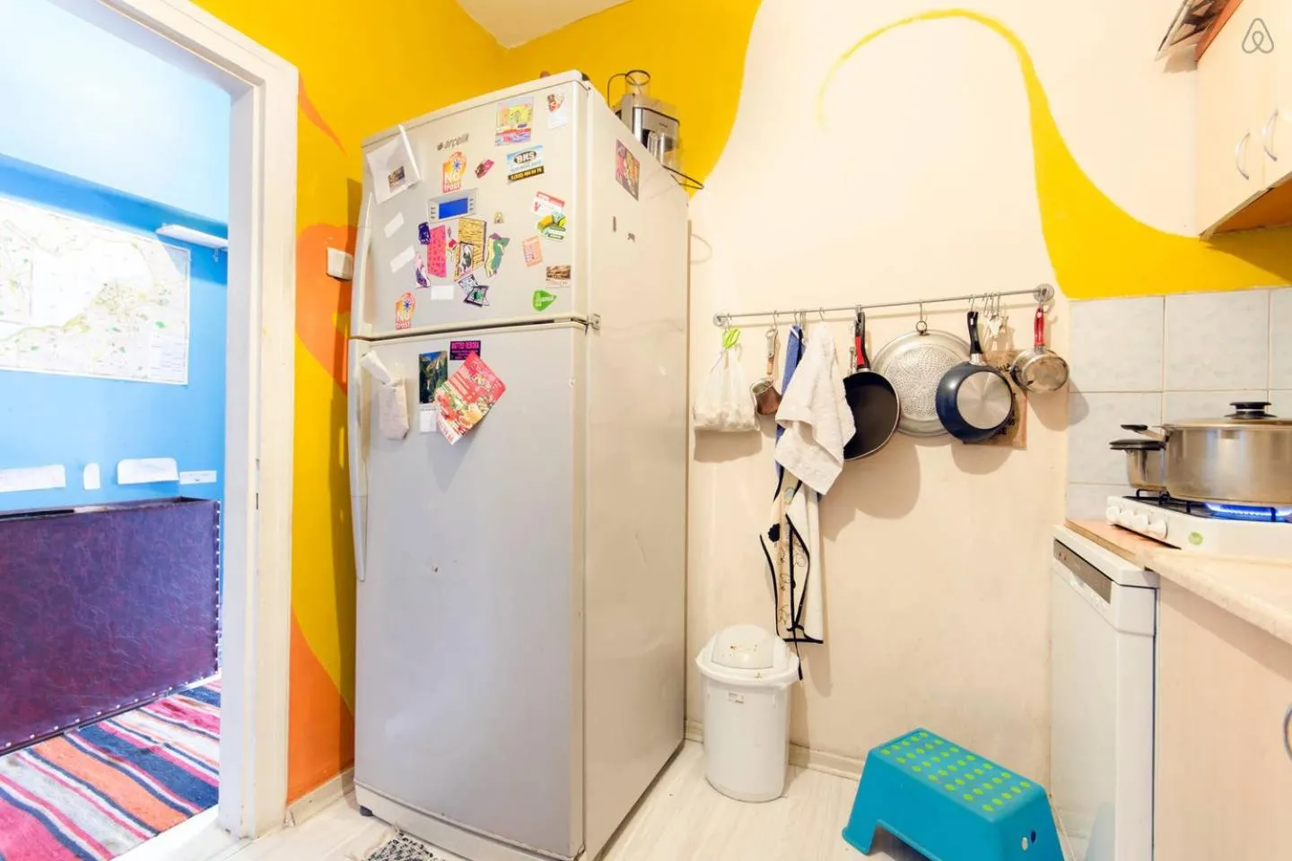 Kitchen or kitchenette in Shantihome