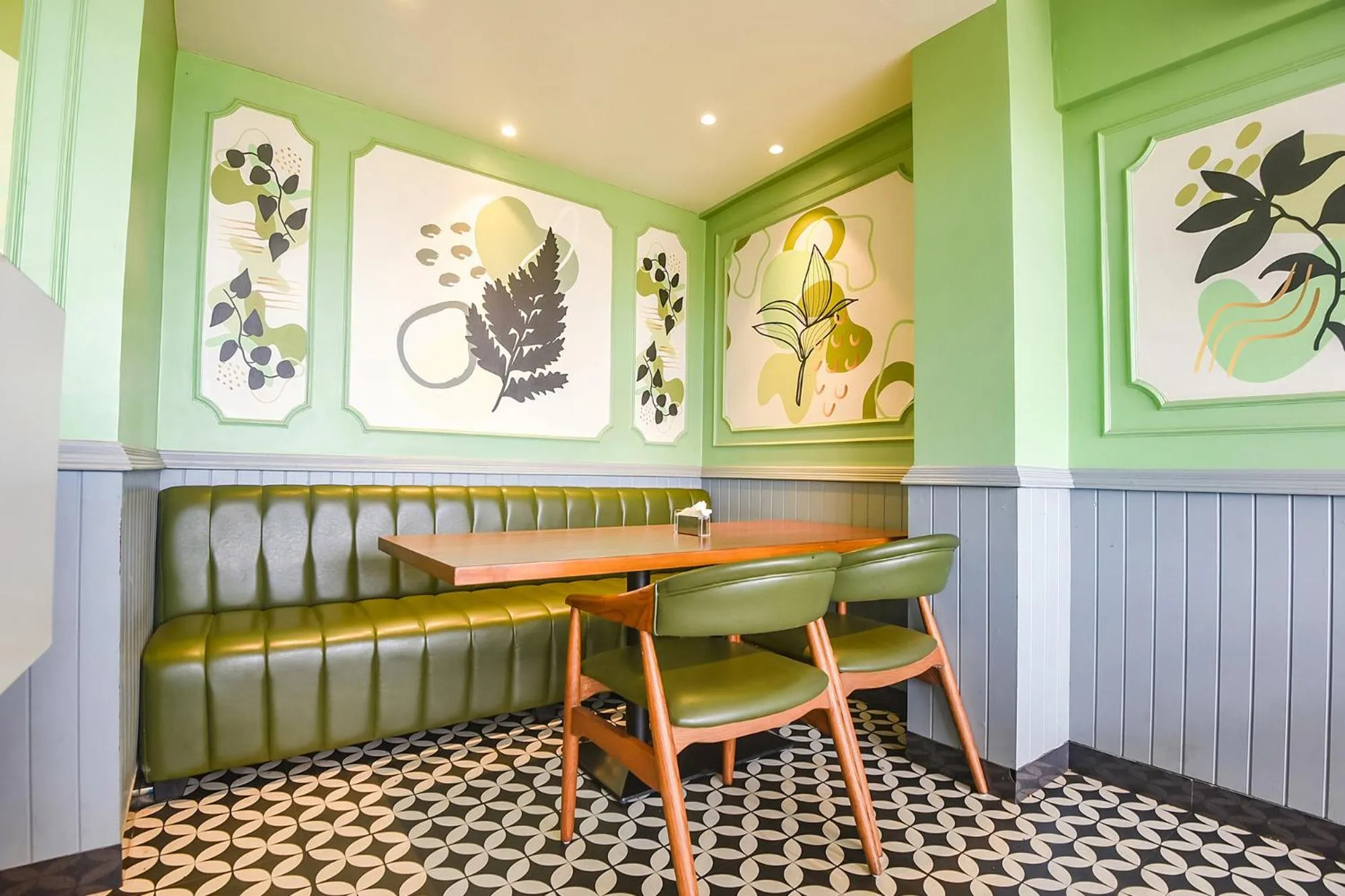 Restaurant/places to eat in FabHotel Avasa Grand - Nr Big Daddy Casino