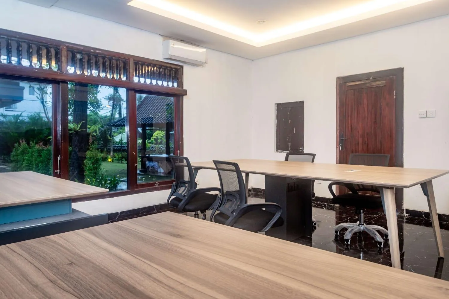 Business facilities in Batuan Village