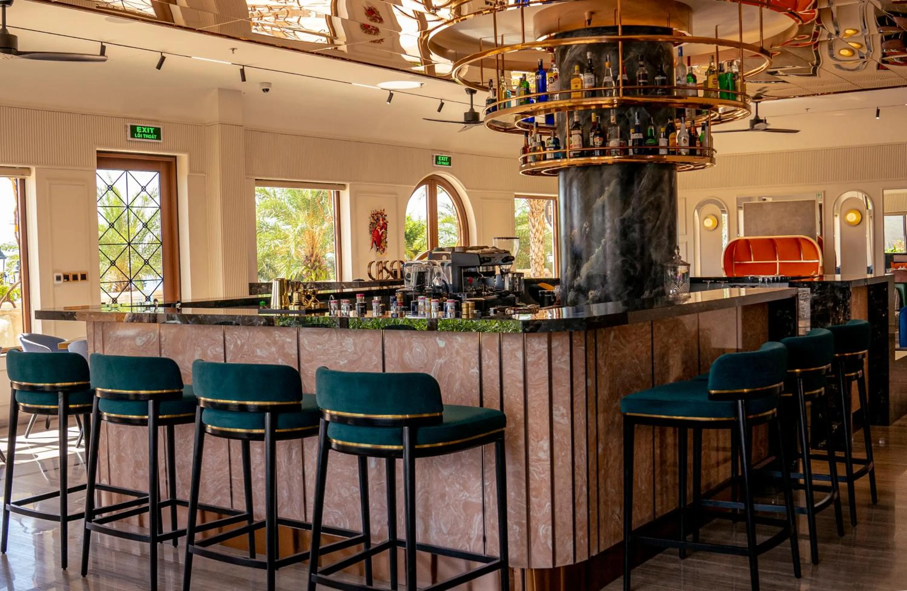 Restaurant/places to eat in CASEPiA