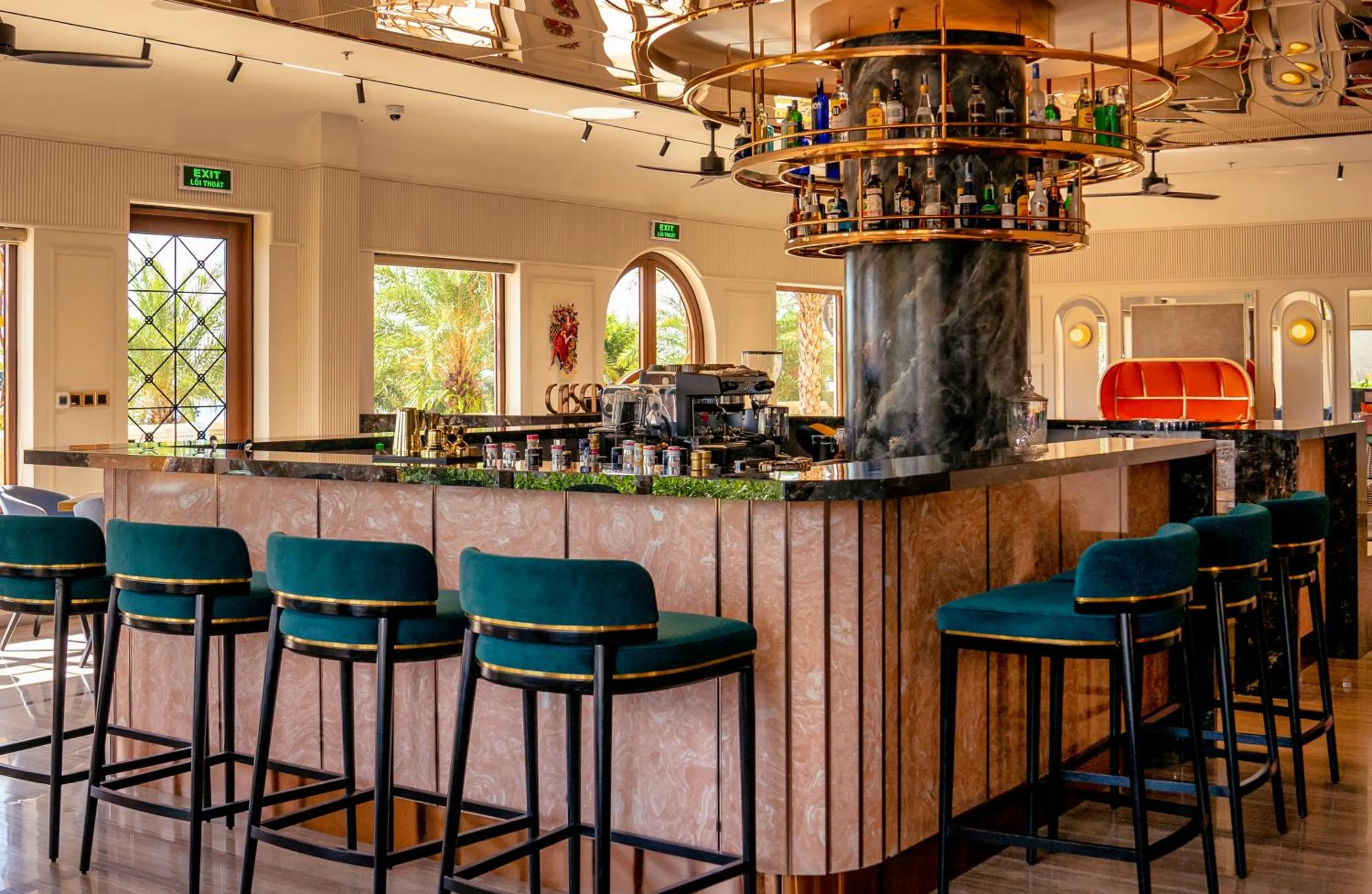 Restaurant/places to eat in CASEPiA