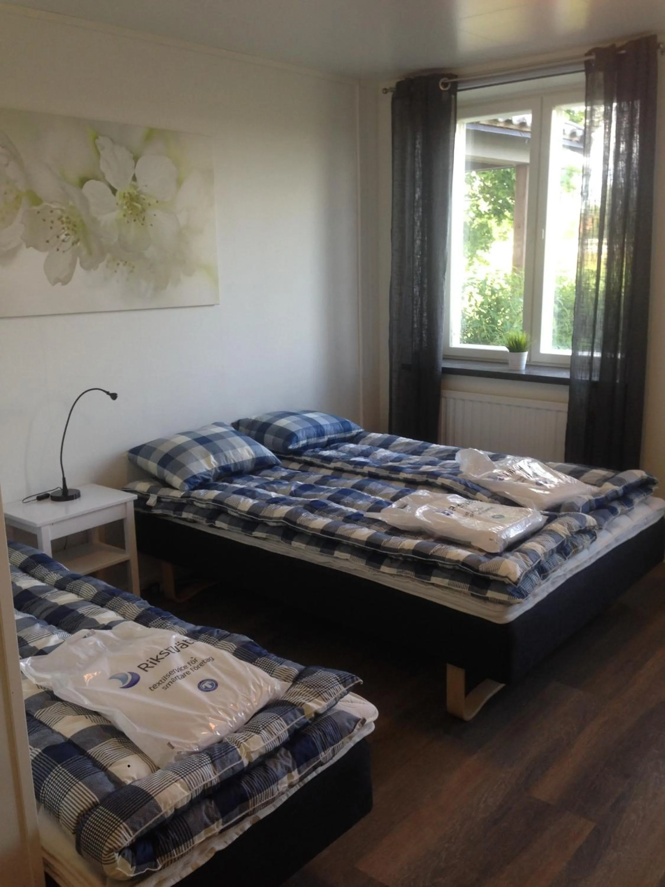 Bedroom, Bed in Kullan