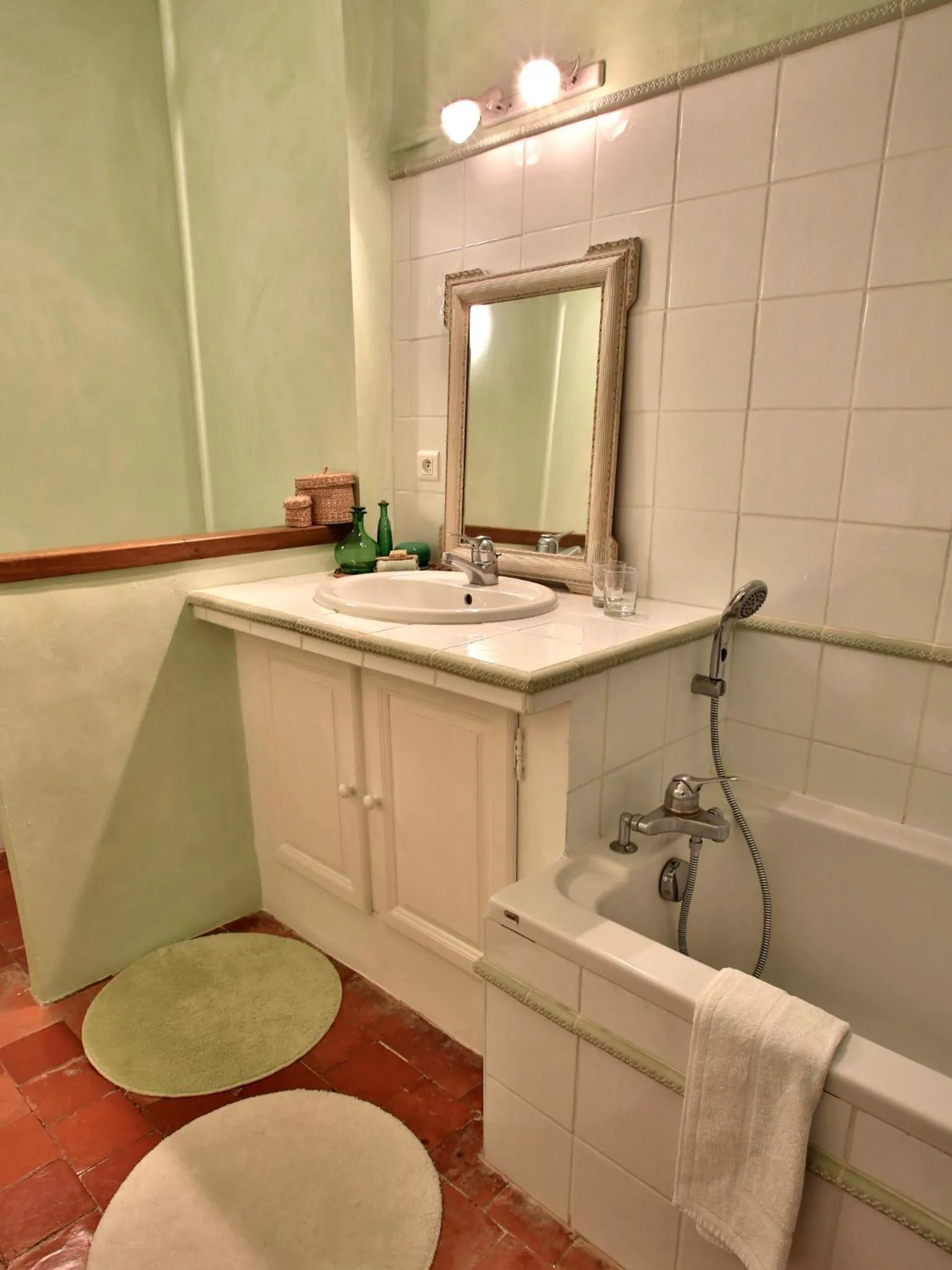 Bathroom in Domaine la Carraire