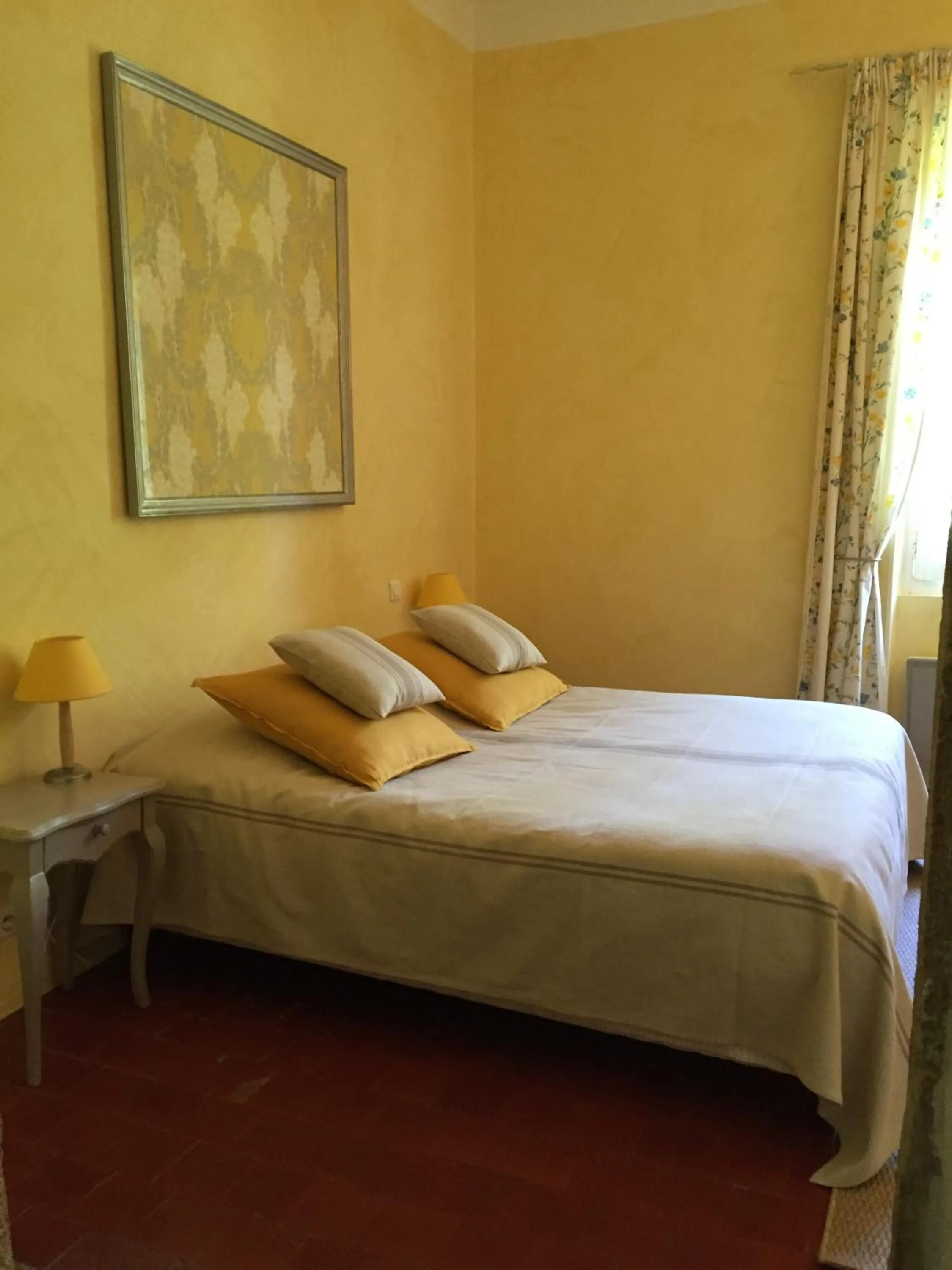 Bedroom, Bed in Domaine la Carraire