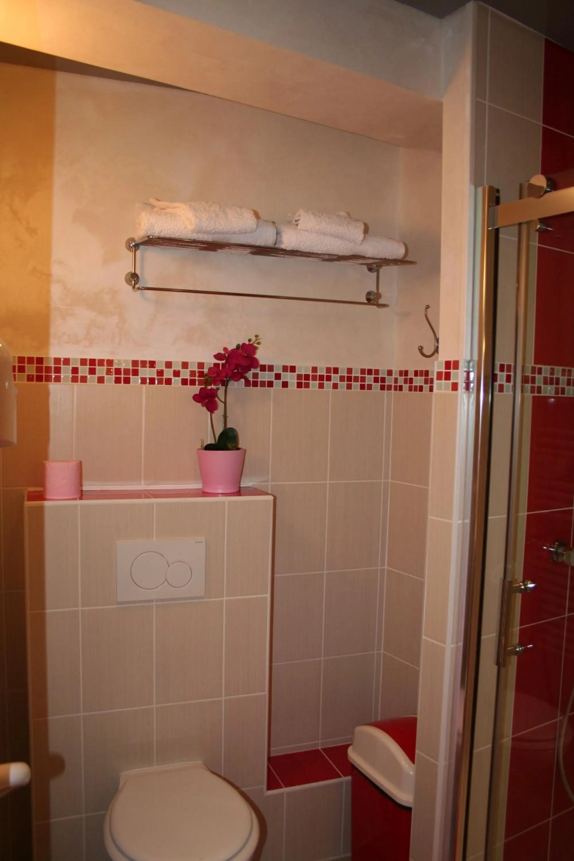 Bathroom in Les Hellebores