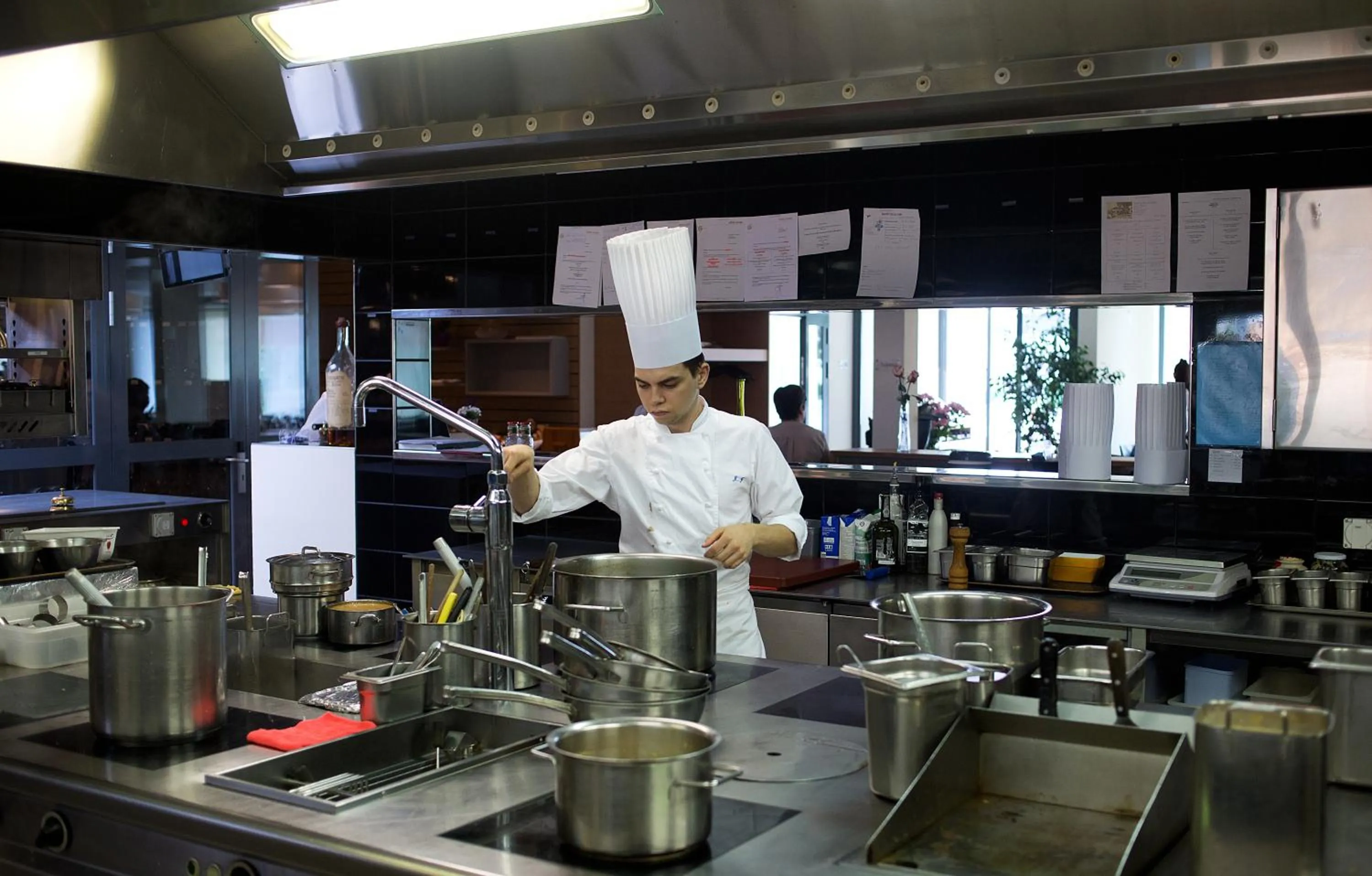 Food and drinks in Hôtel Glanis