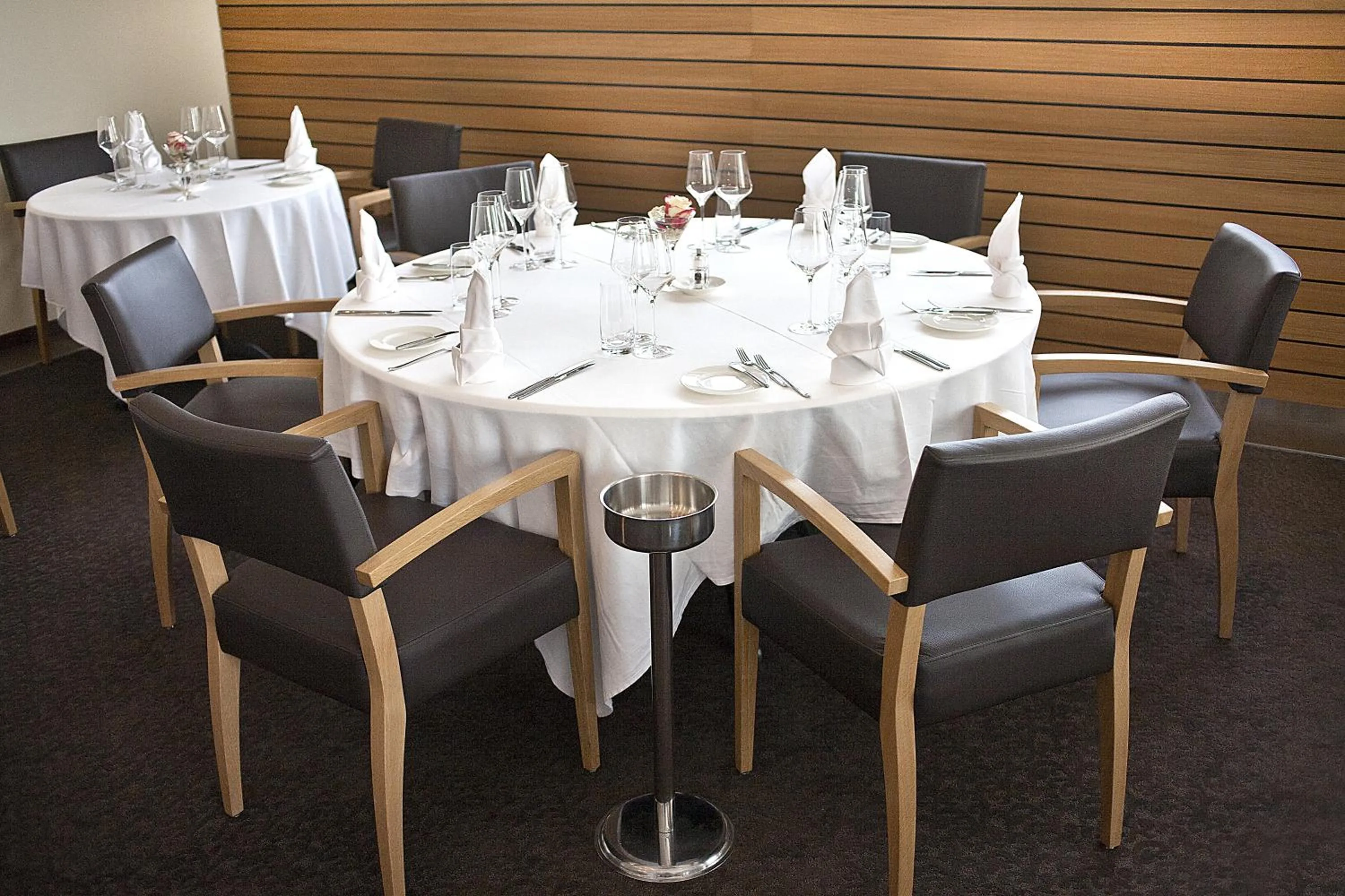 Food and drinks in Hôtel Glanis