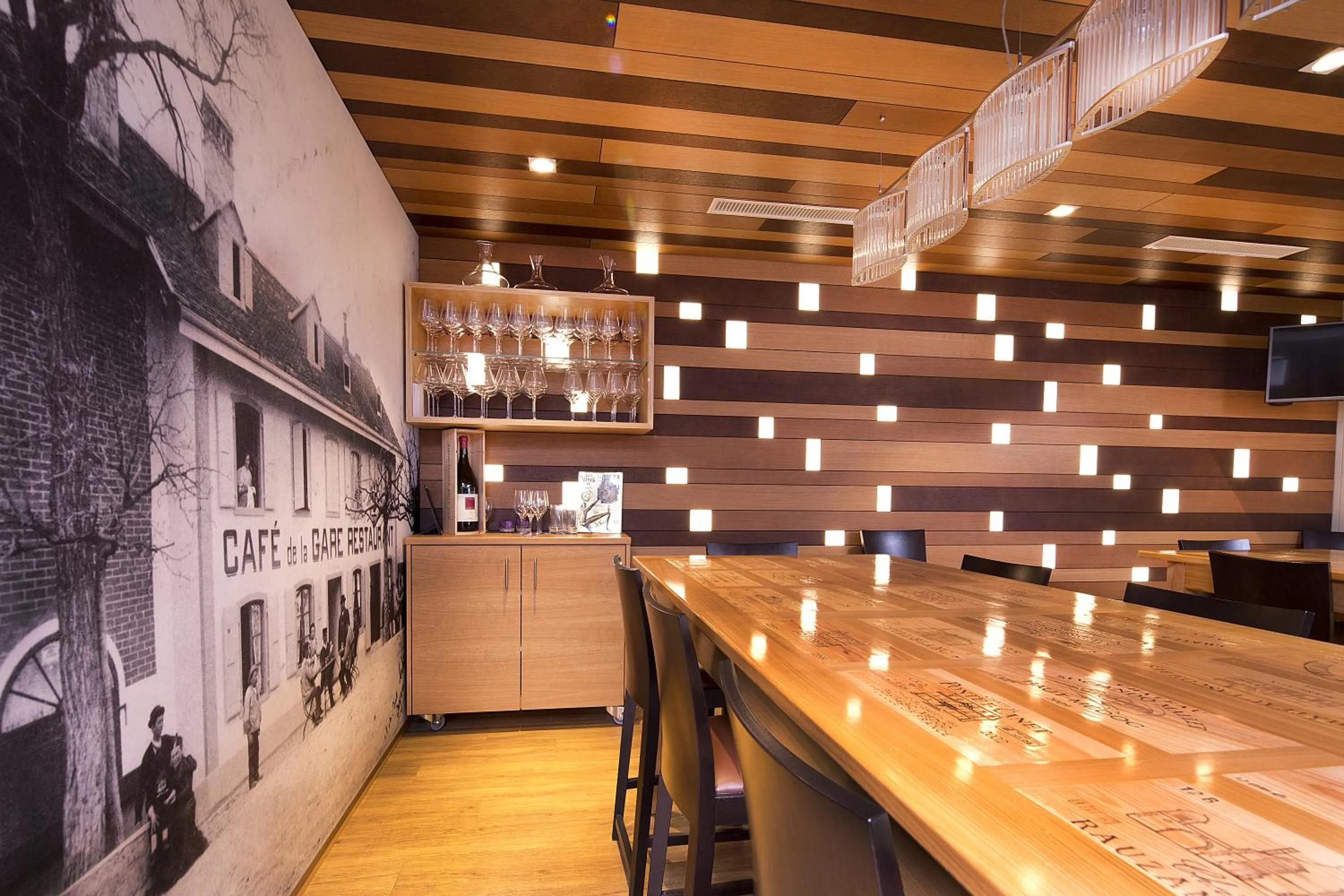 Kitchen or kitchenette in Hôtel Glanis