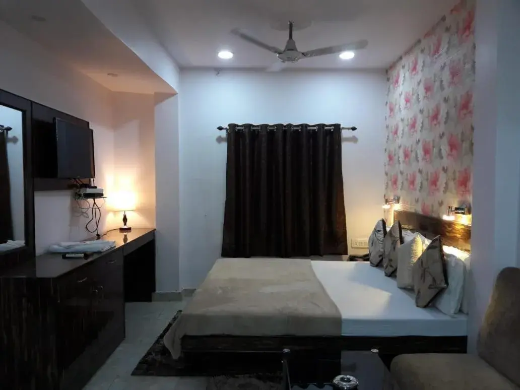 Bed in Hotel Kanha Inn Bed in Hotel Kanha Inn