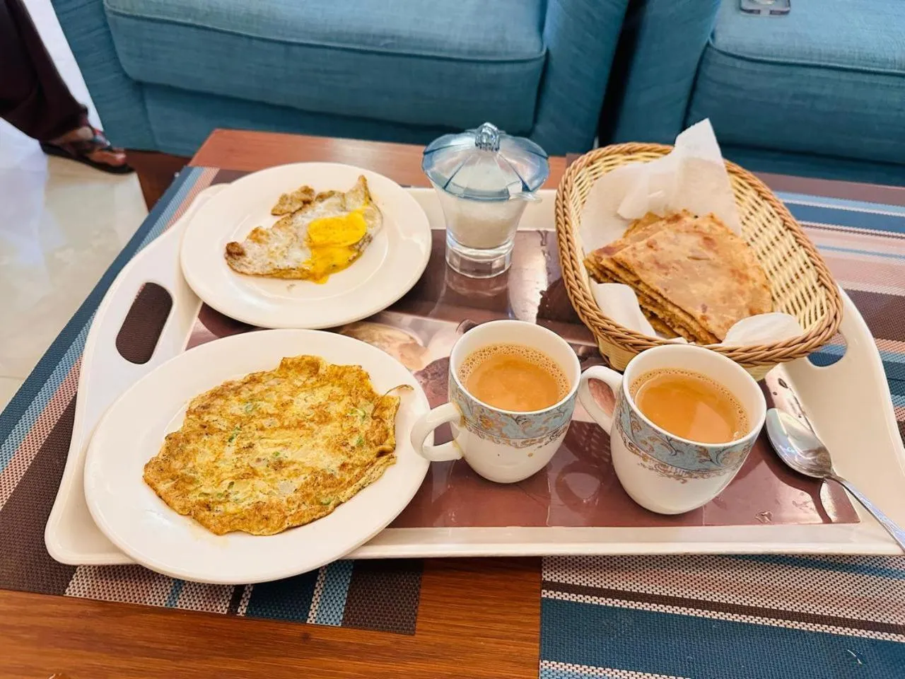 Food and drinks in Holidazzle Lodge Islamabad