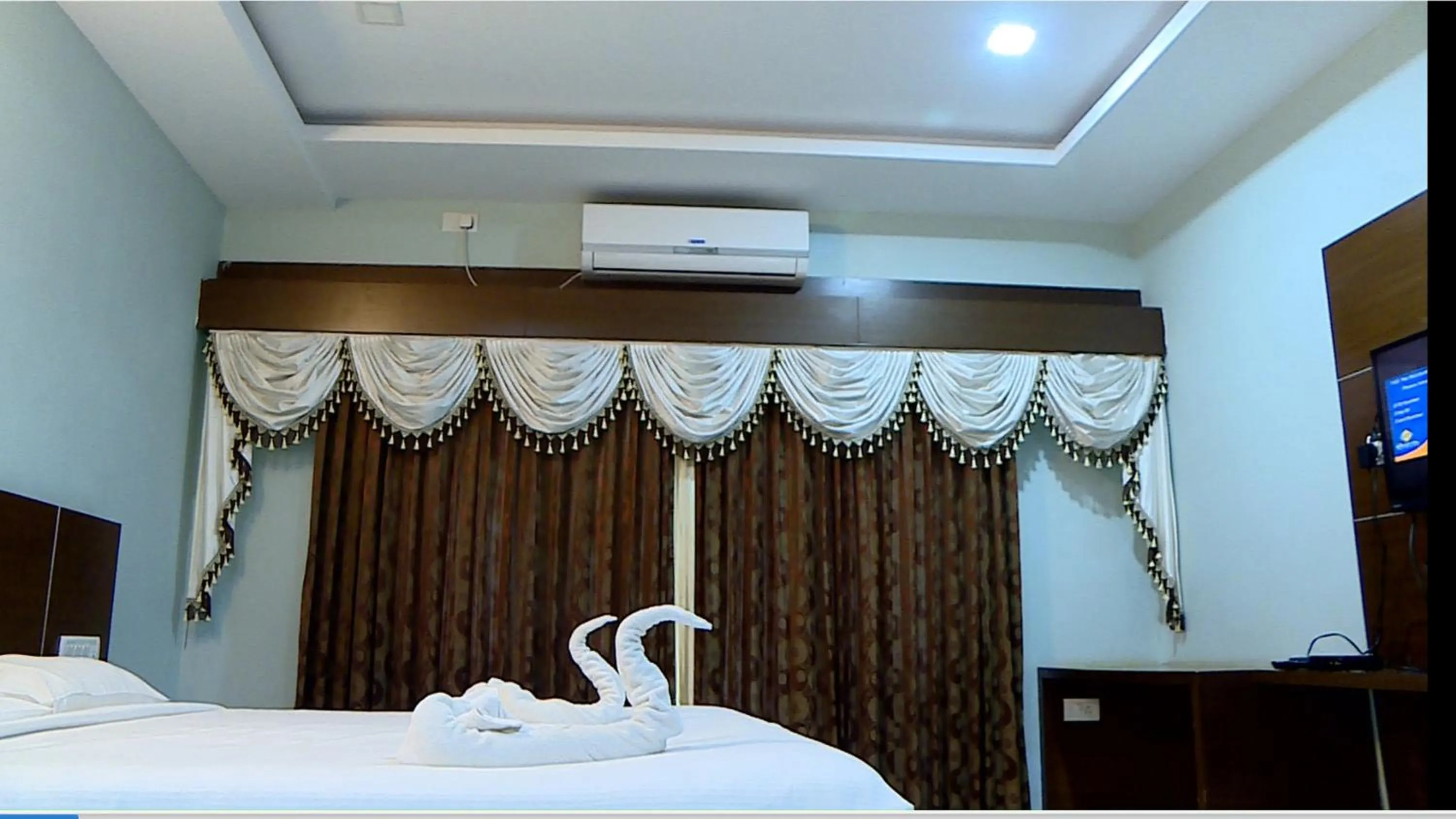 Bed in Nijaguna Resorts