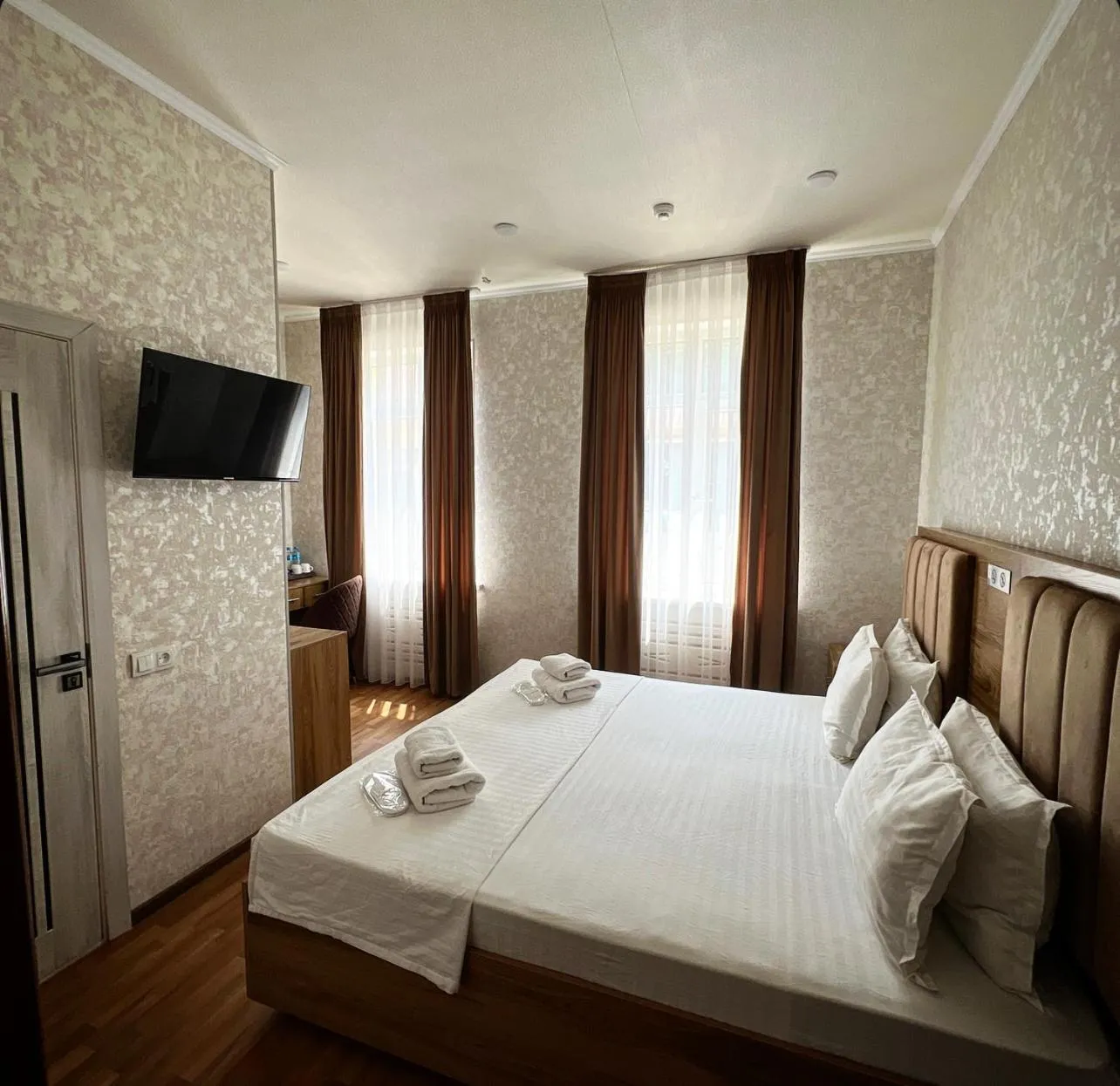 Property building, Bed in AL ARDA HYATT