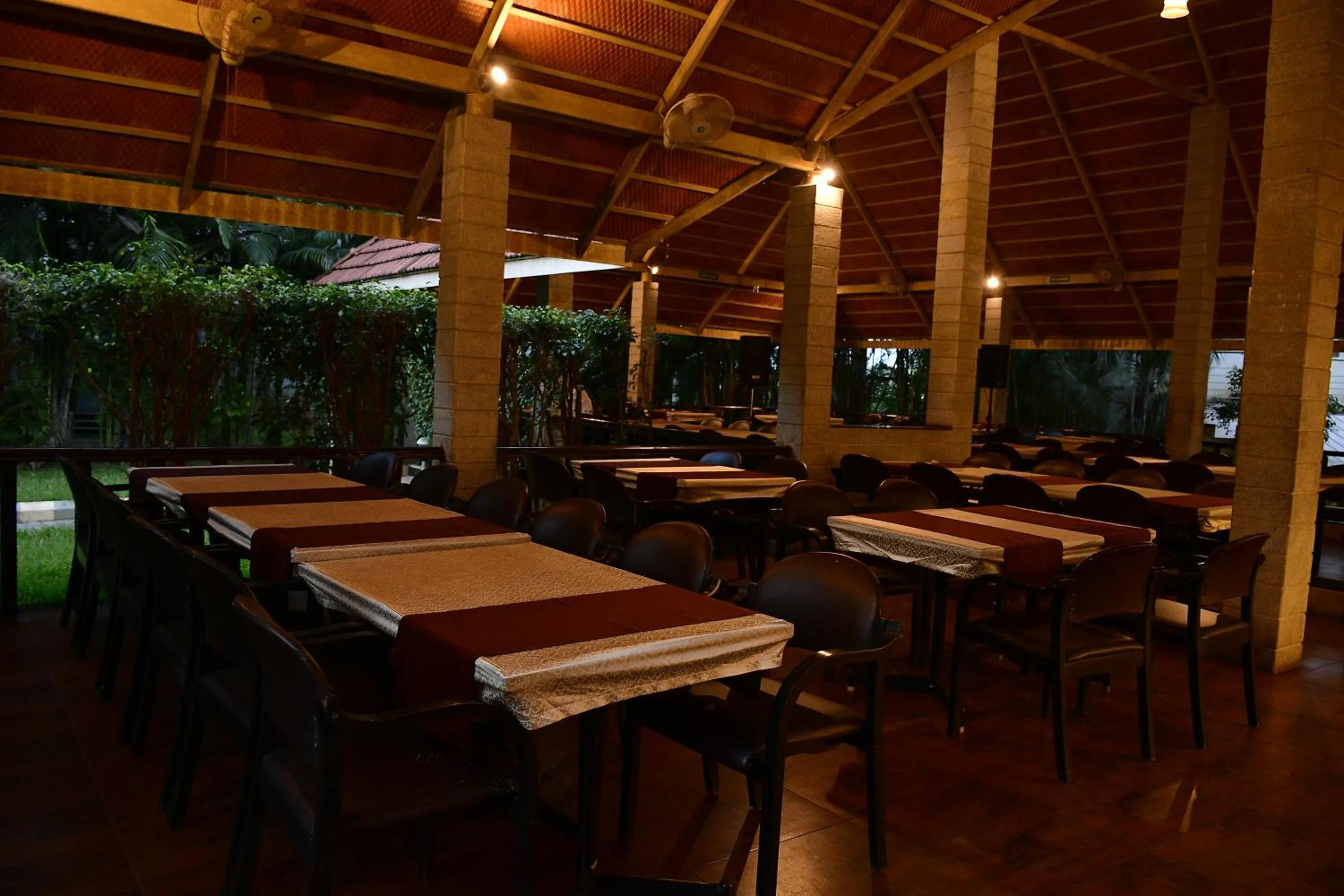 Restaurant/places to eat in Nijaguna Residency