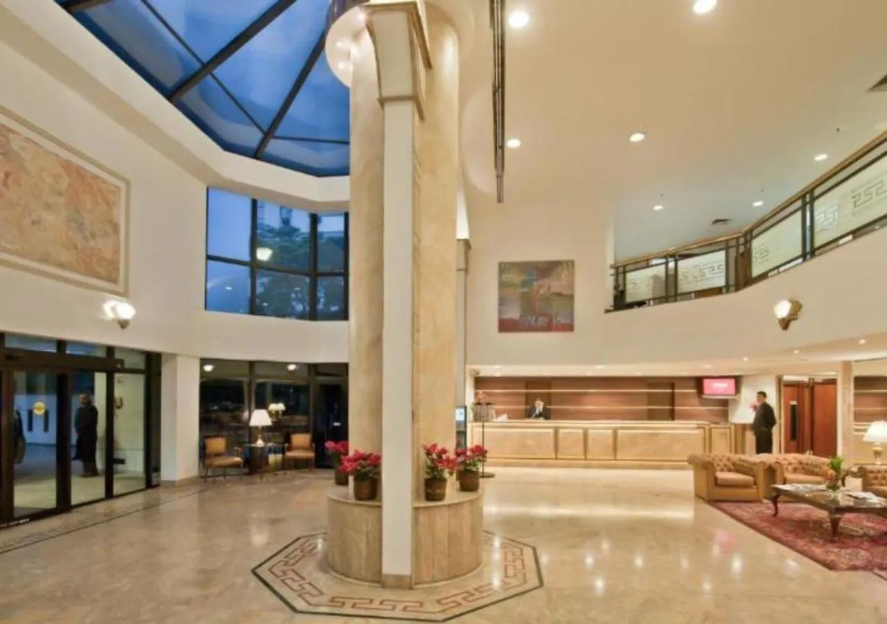 Lobby or reception in Ninety Hotel - Flat completo - Alameda Lorena - Jardins