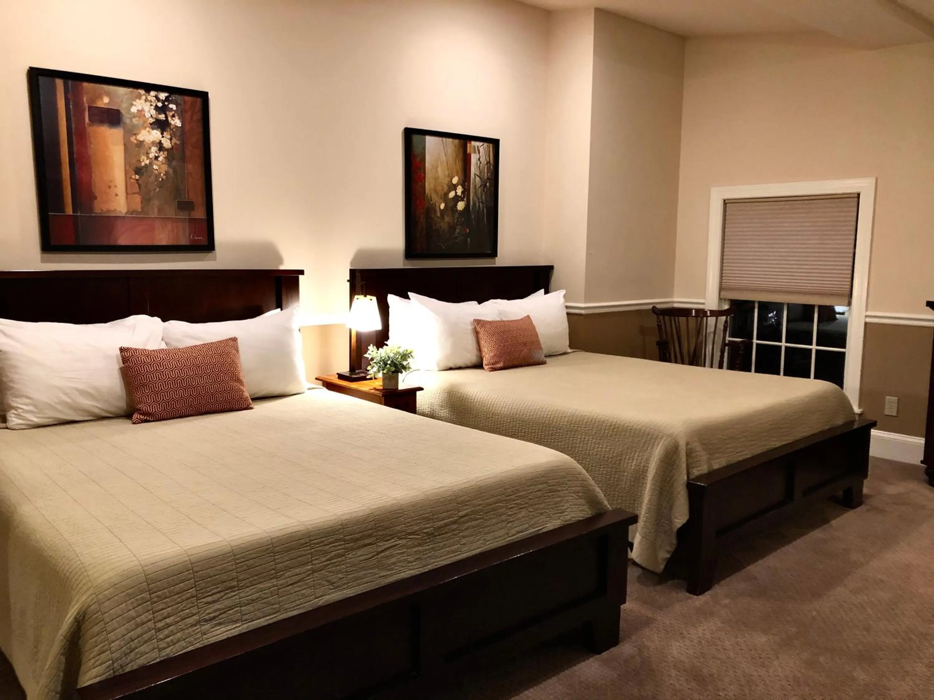 Bedroom, Bed in Joseph Ambler Inn