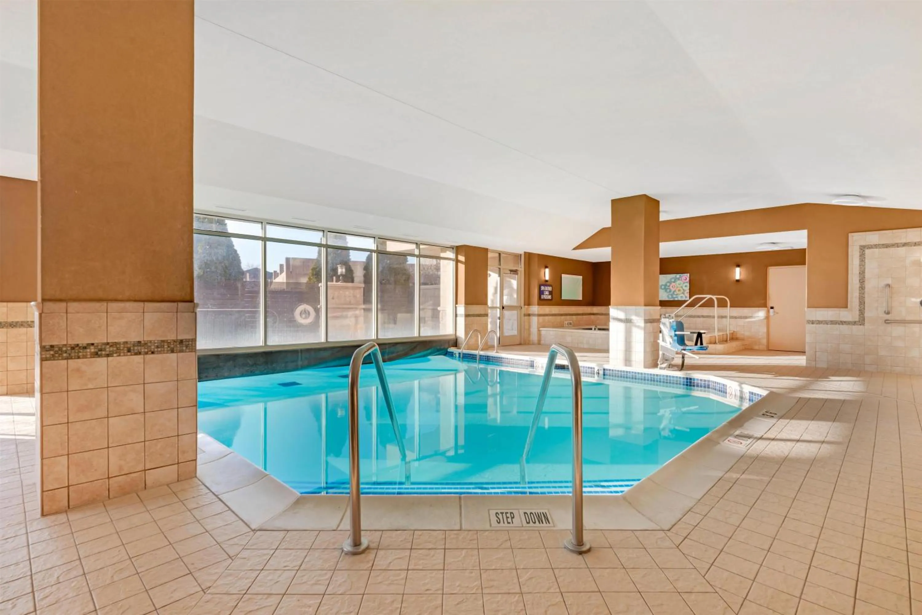 Pool view in Drury Plaza Hotel St Louis Brentwood