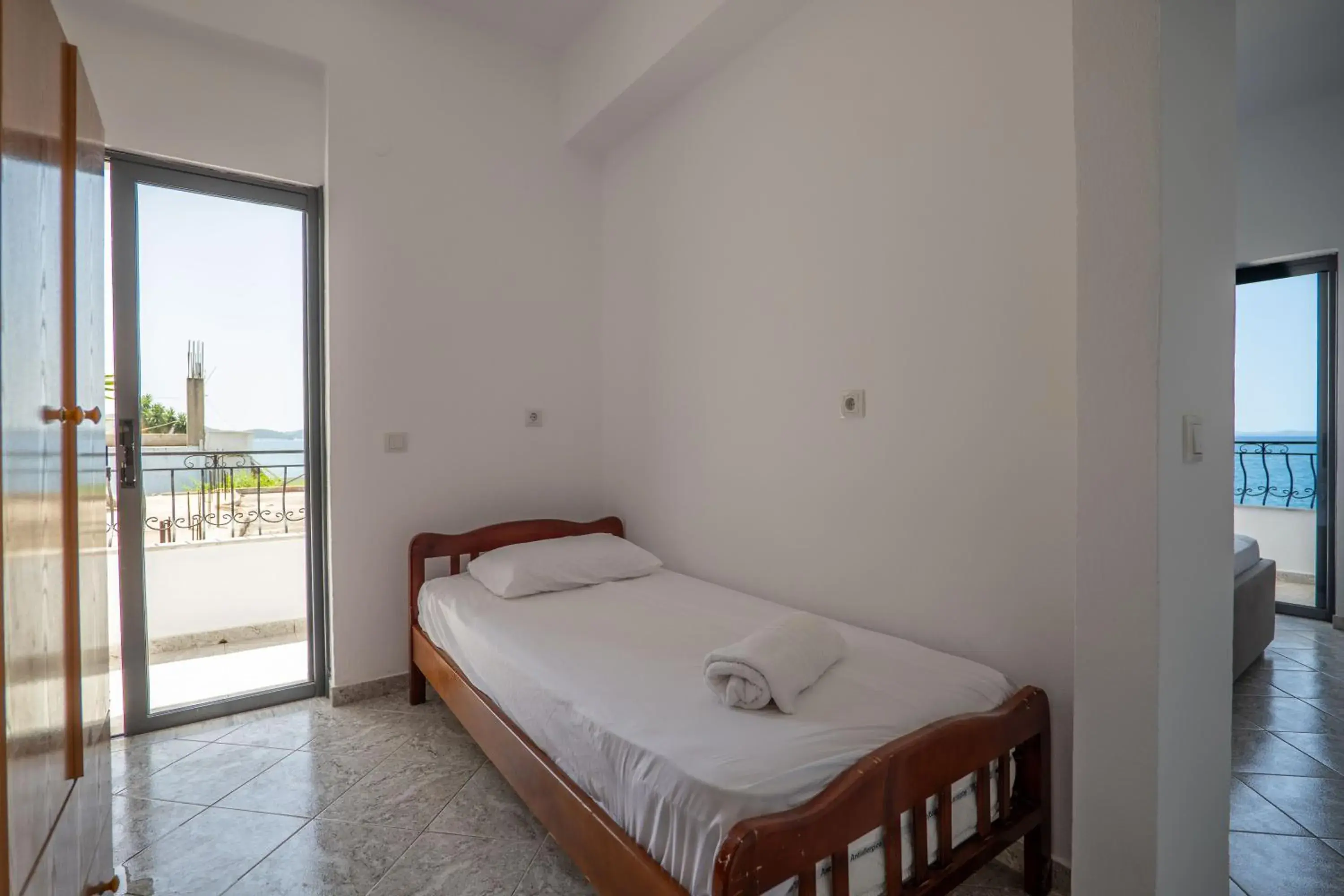 Triple Room in Sunset Aparthotel Triple Room in Sunset Aparthotel