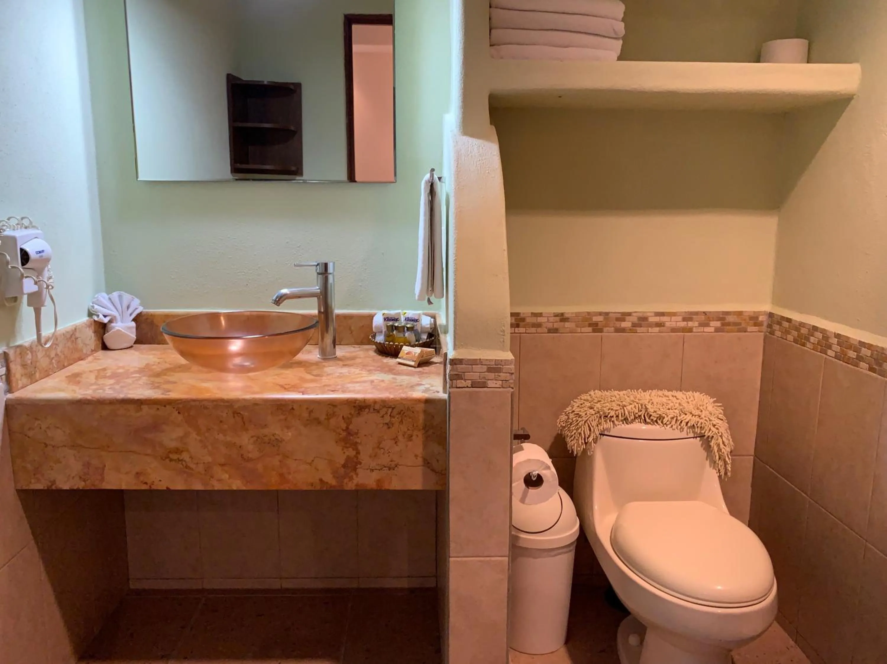 Toilet in Hotel Condominium La Posada de Bucerias