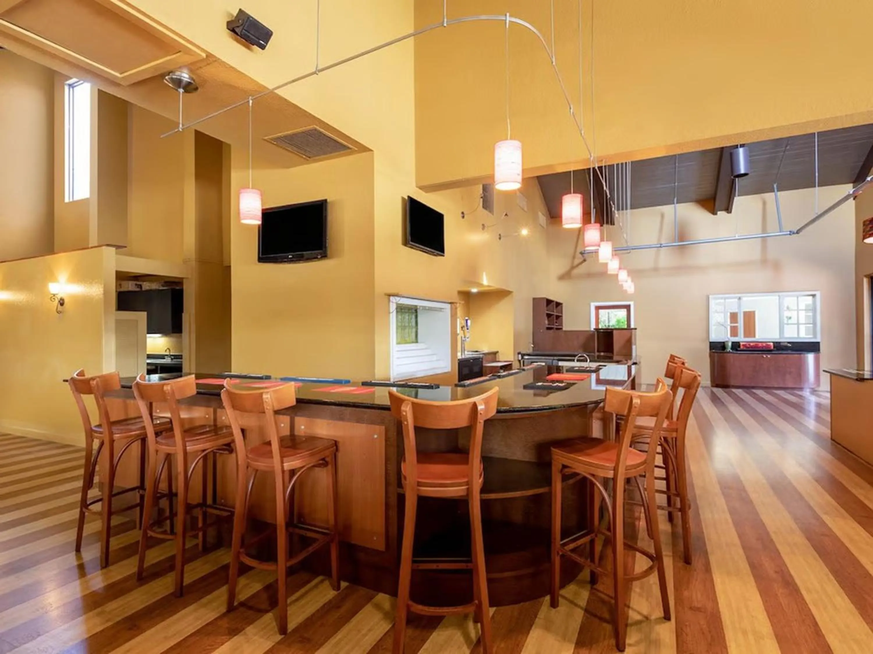 Lounge or bar in 88 Palms Hotel & Event Center