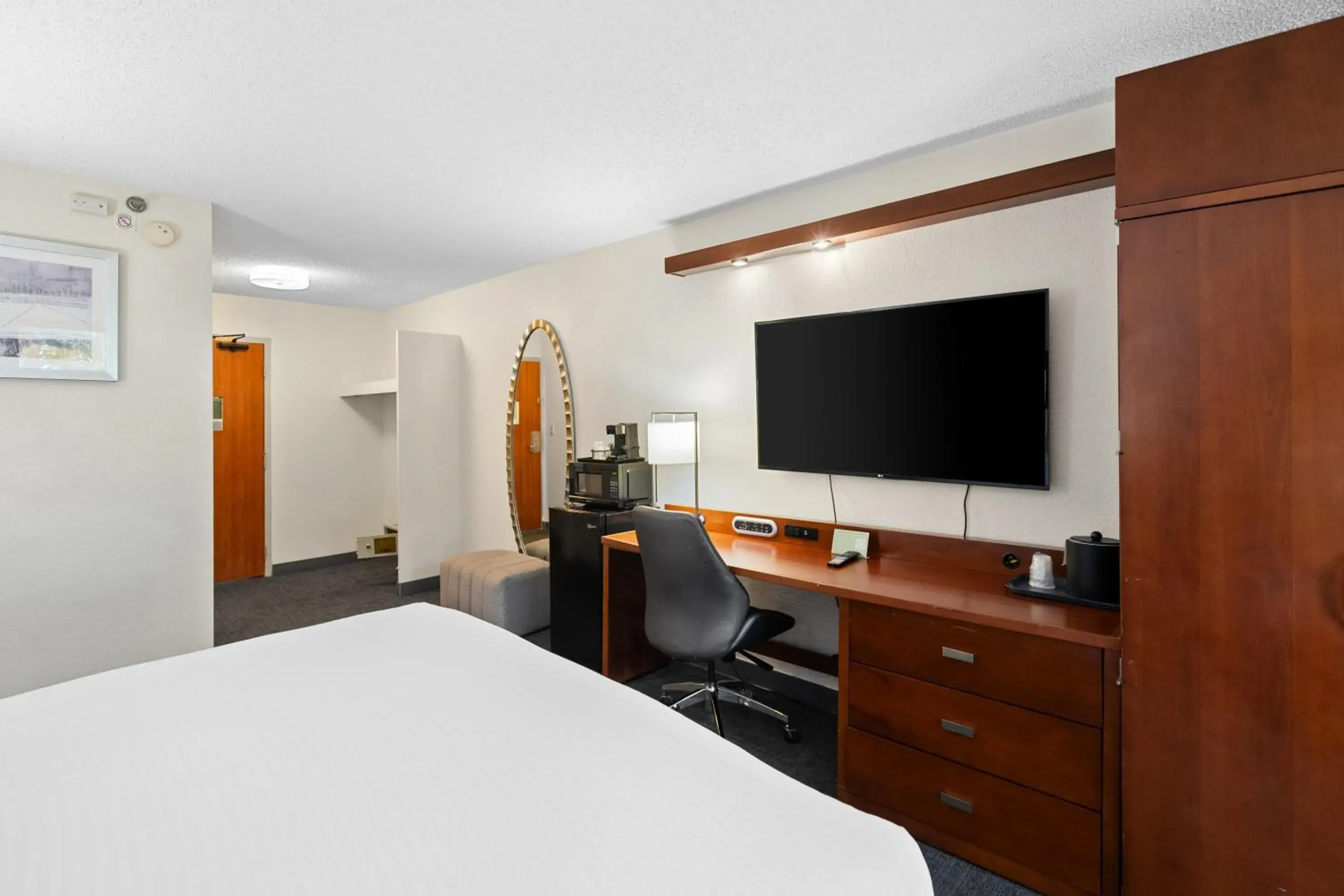 Bed in 88 Palms Hotel & Event Center Bed in 88 Palms Hotel & Event Center