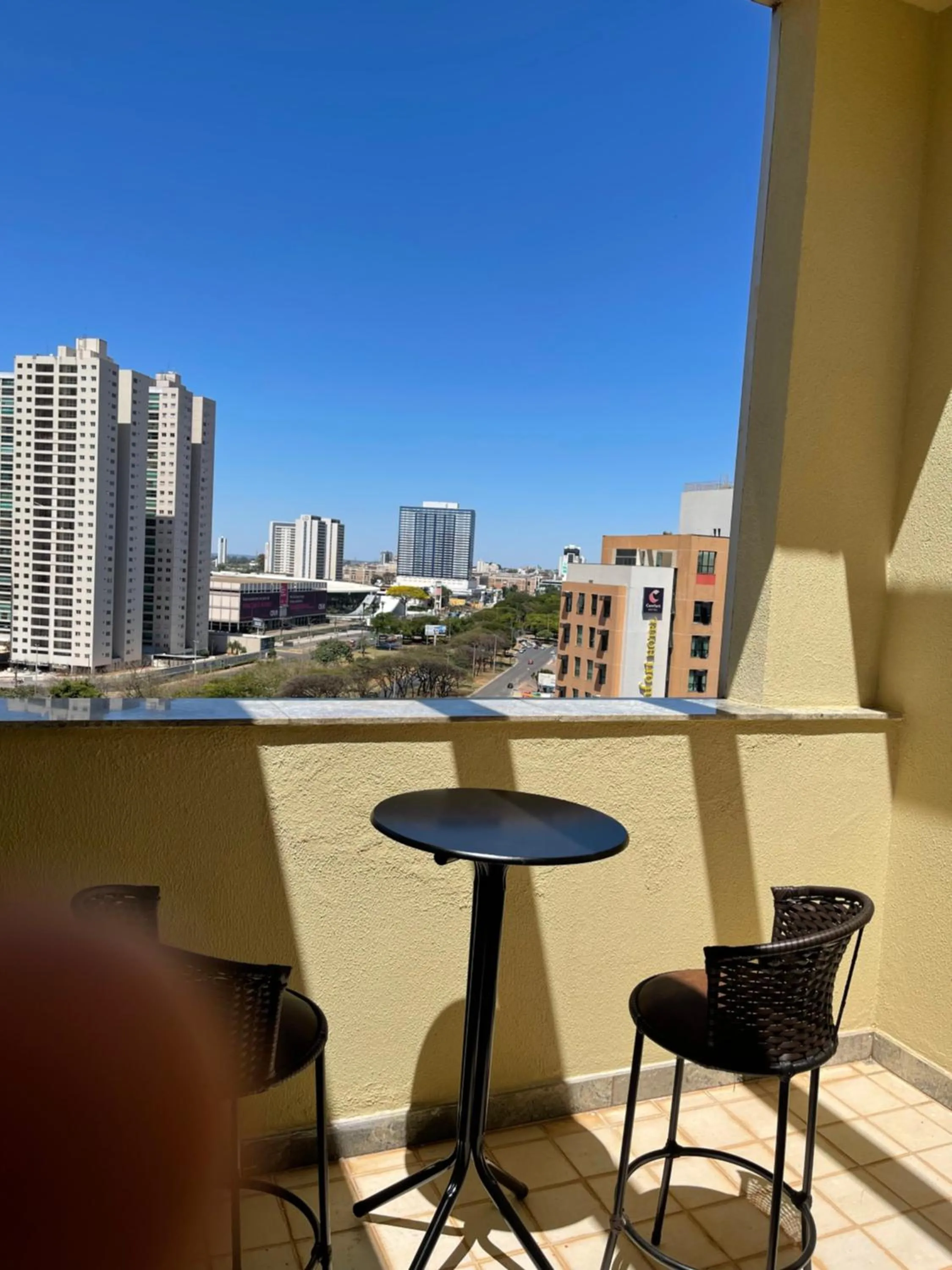 COBERTURA DUPLEX 70 m COM HIDRO NO MELHOR HOTEL DE TAGUATINGA